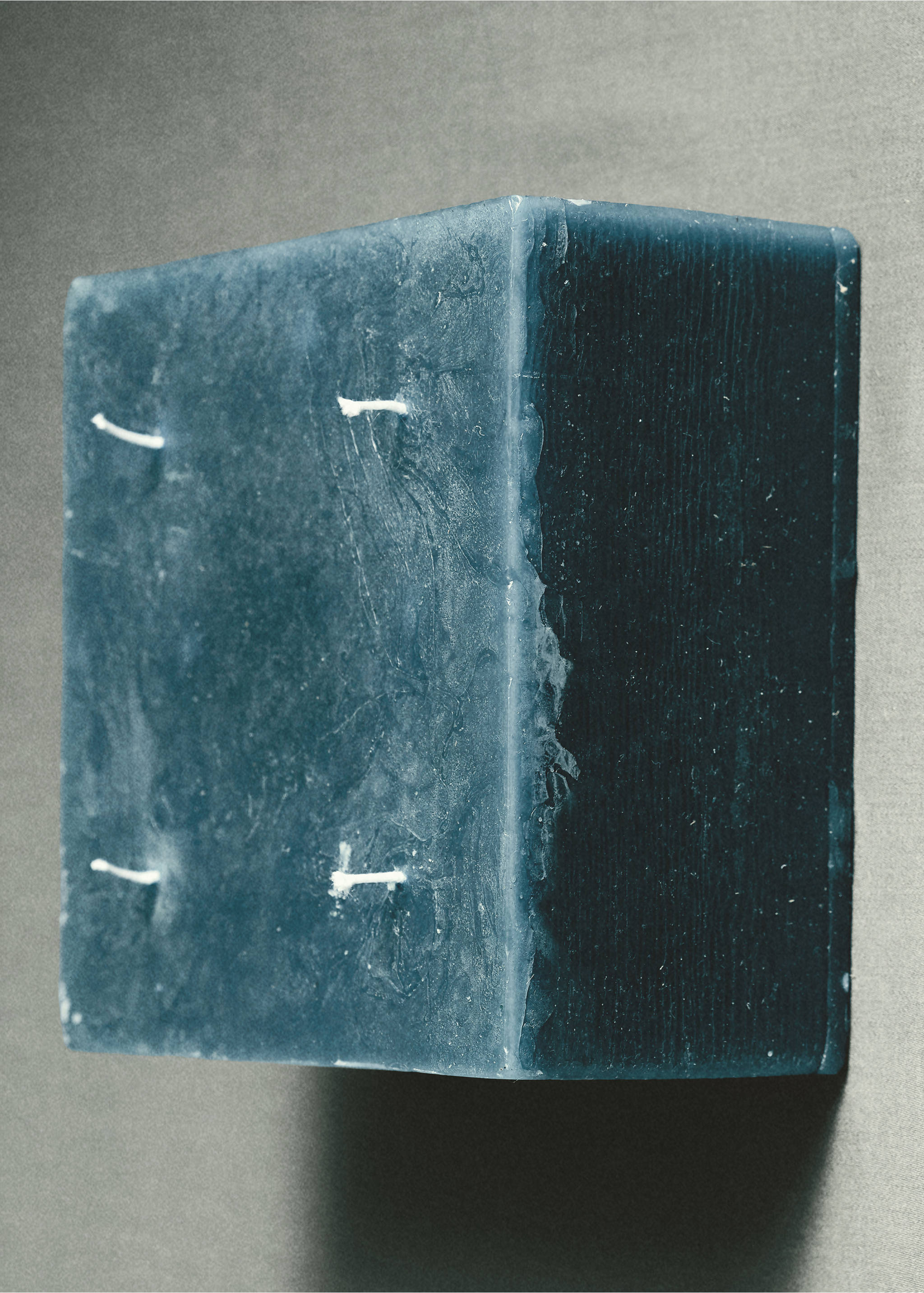 Square paraffin candle - Details of the article 7, Petrol Blue. Ref: 37065882-00.