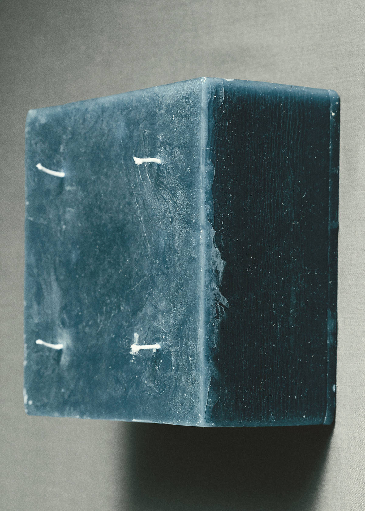 Square paraffin candle — Petrol Blue