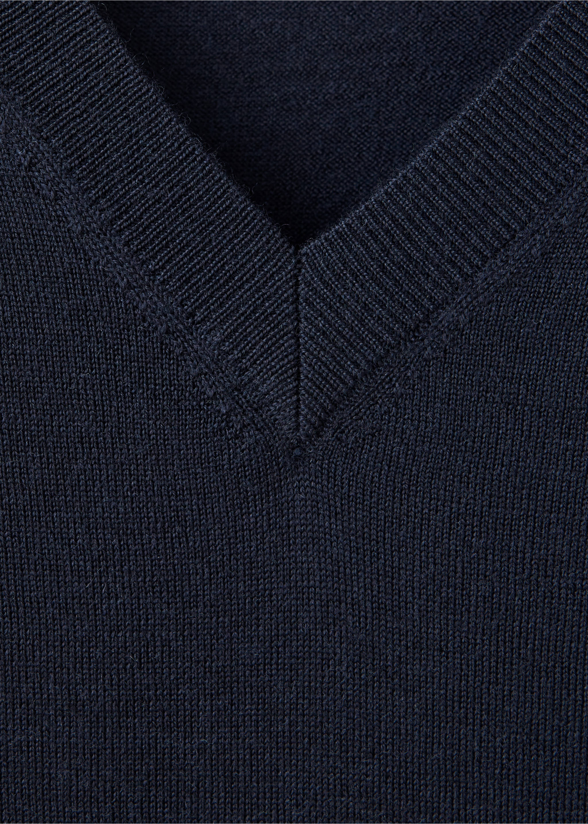 Pull willyv-i - Détail de l'article 8, Bleu marine. Ref: 37065980-00.