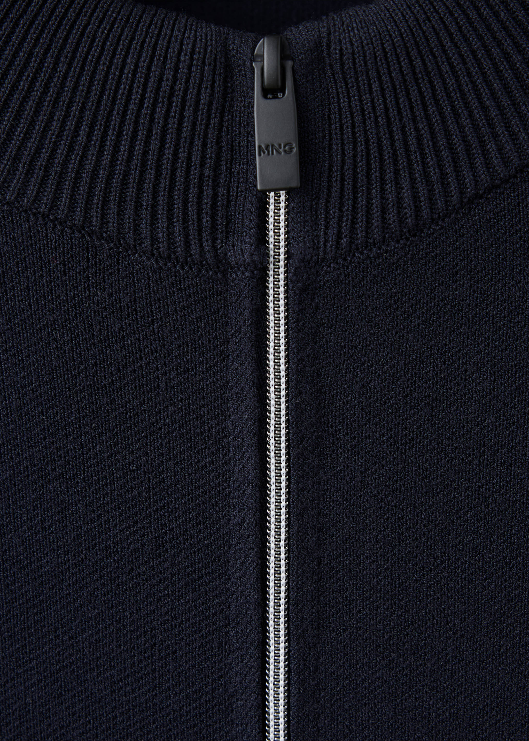 Cardigan luxusc - Details of the article 8, Navy. Ref: 37065981-00.