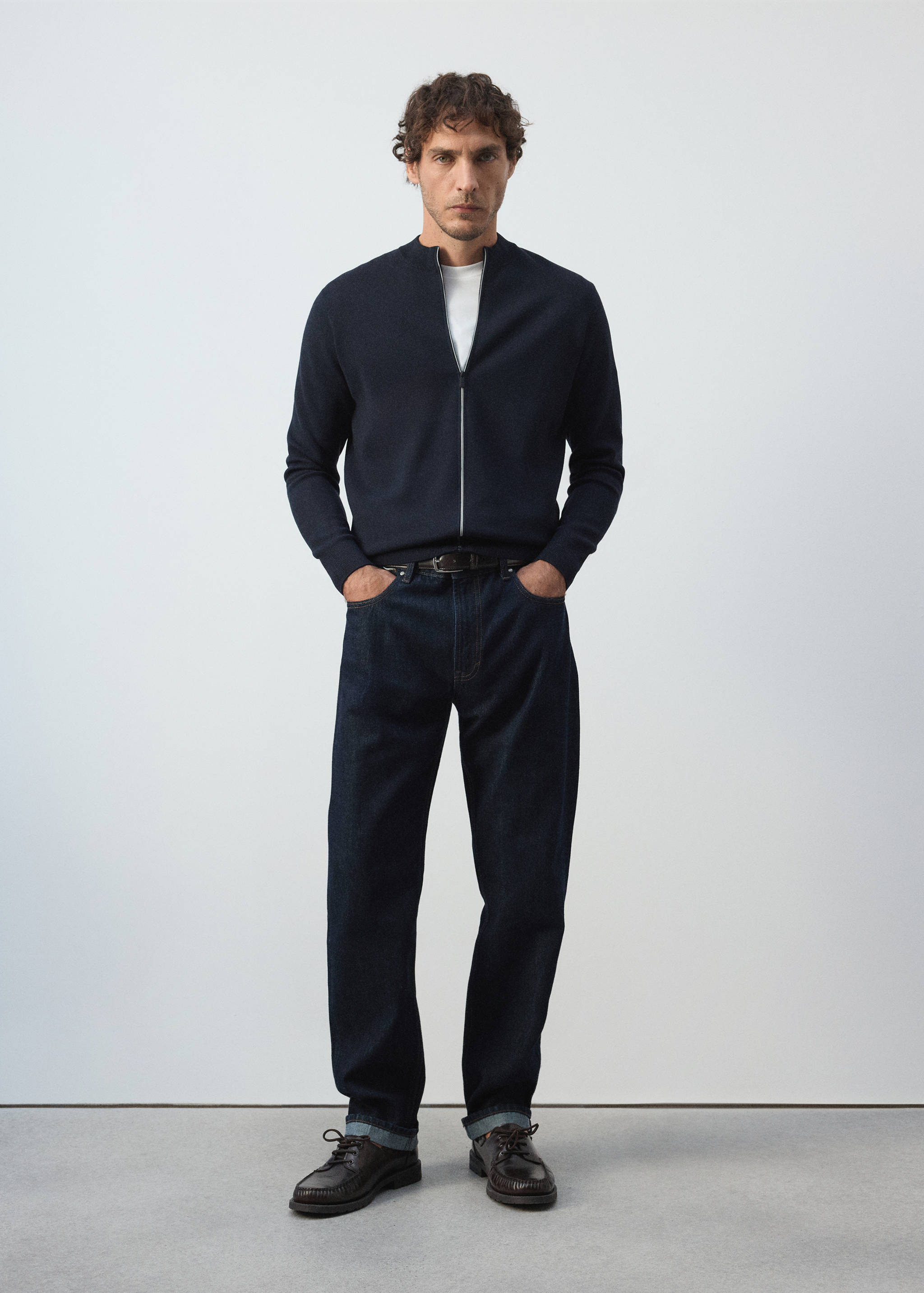 Comfort stretch knit cardigan - General plane