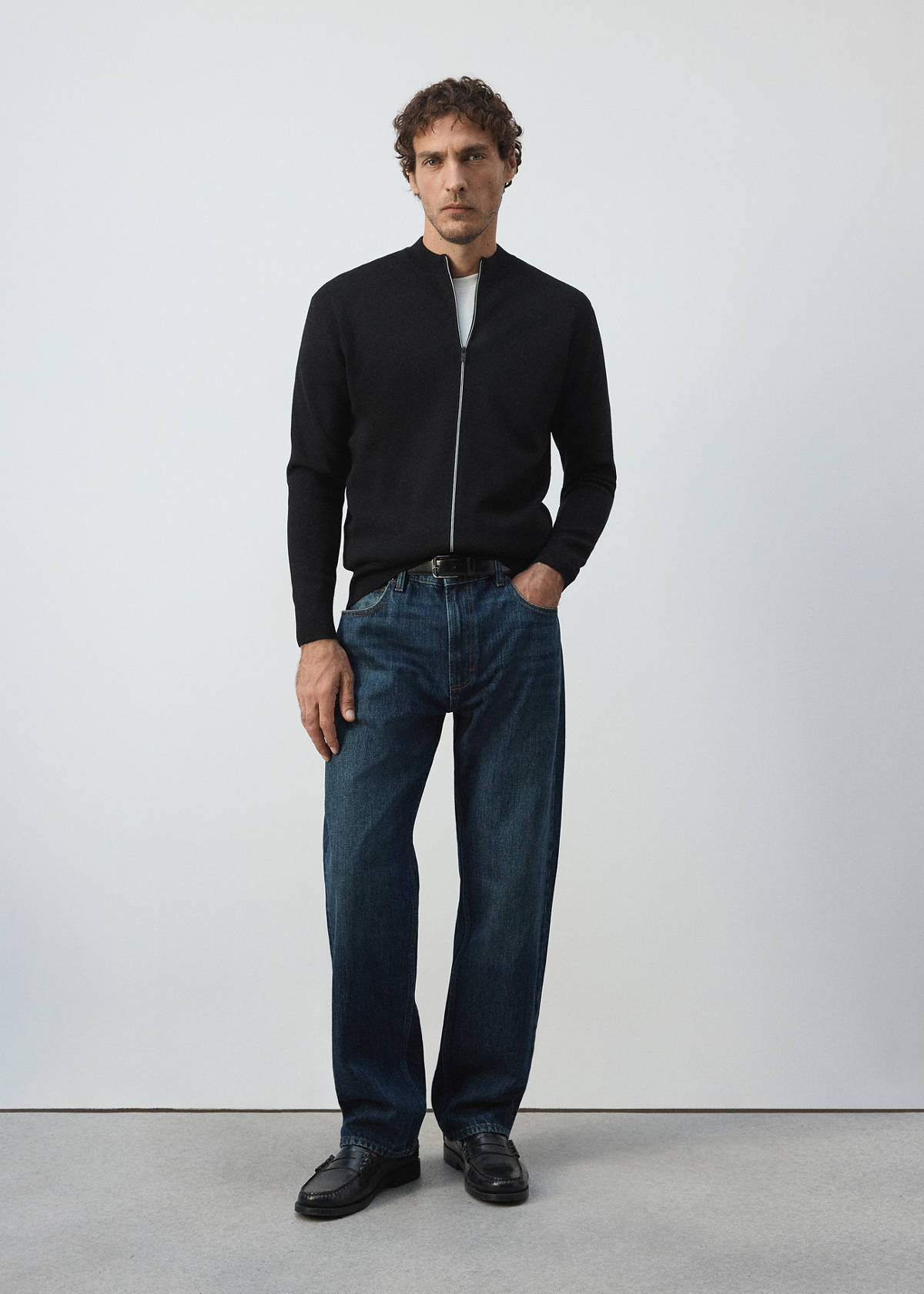 Comfort stretch knit cardigan — Black