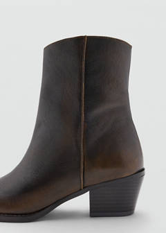 Distressed leather ankle boot — Chocolate 3