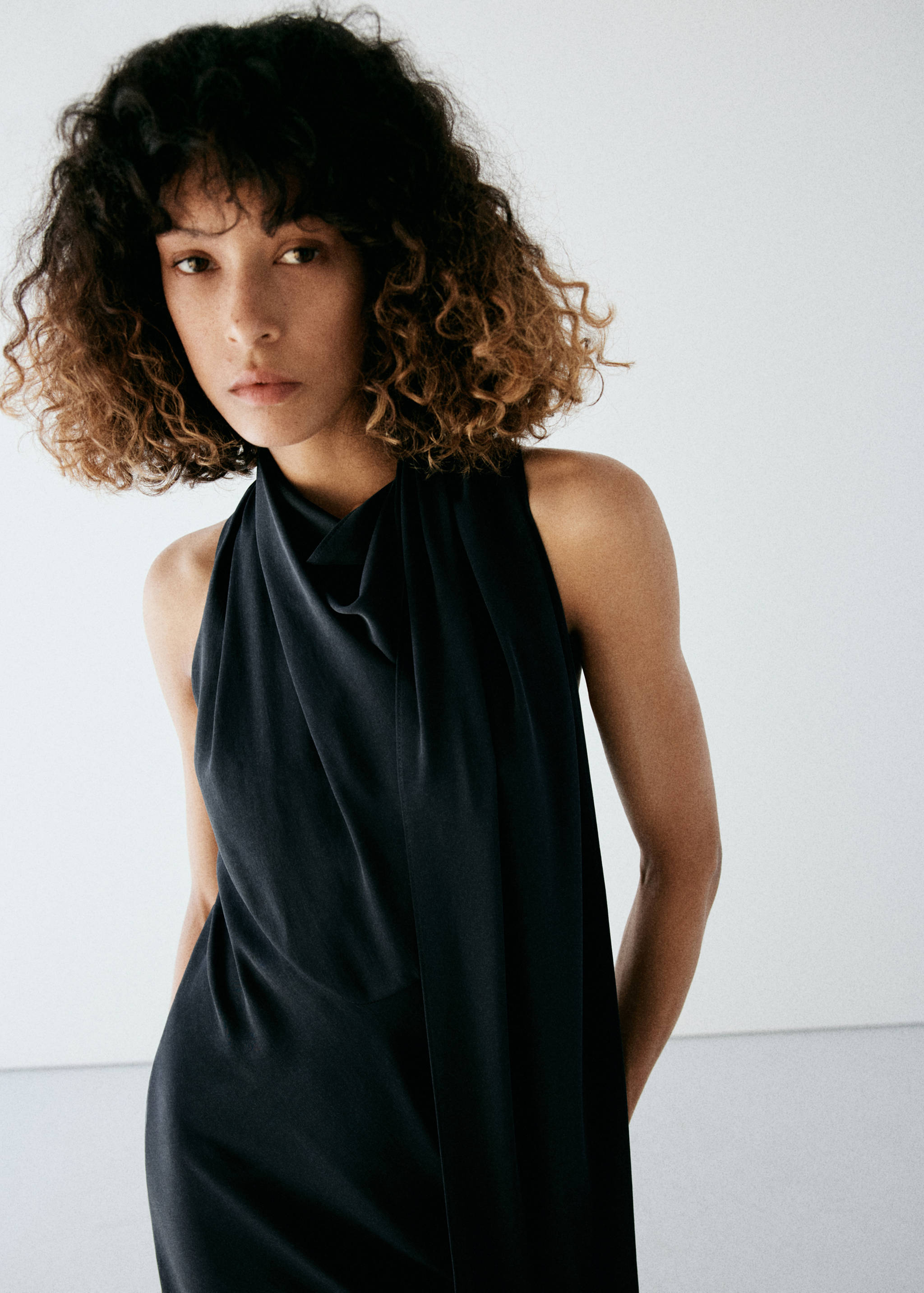 Draped neck dress - Medium plane