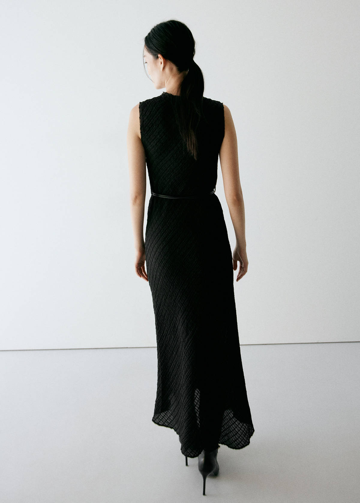 Ruched dress with belt — Brown