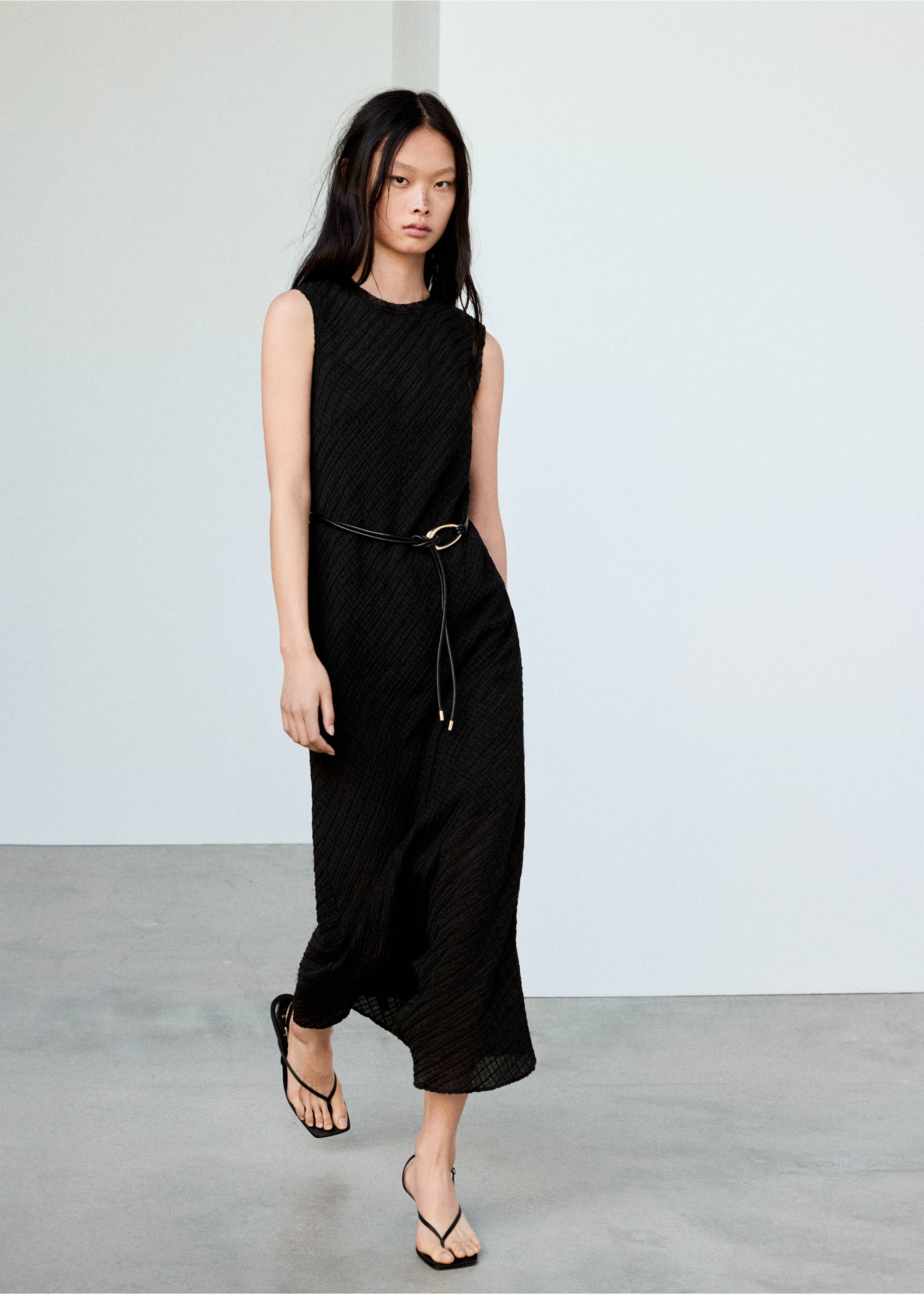 Ruched dress with belt - Details of the article 2, Brown. Ref: 37065989-00.