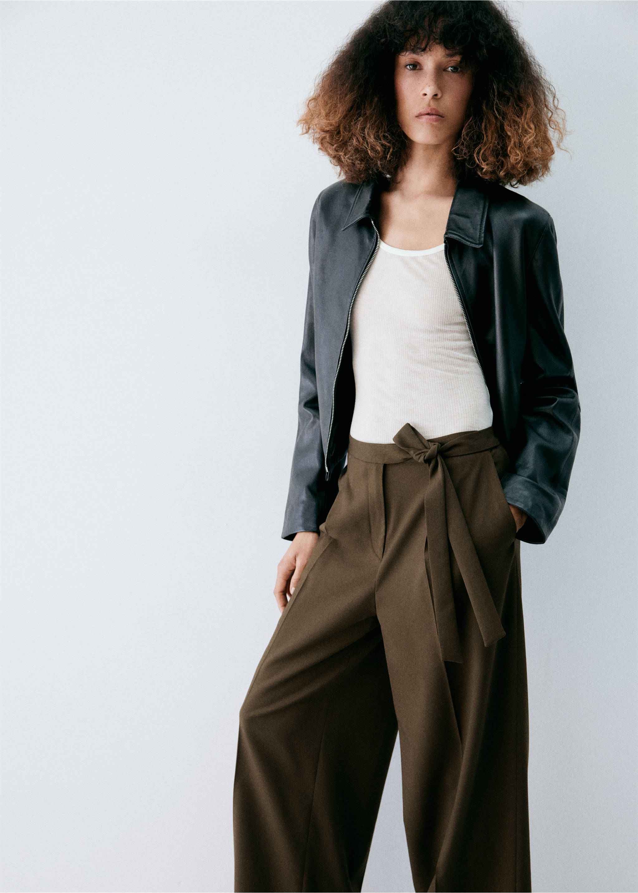 Dark olive-green high-waisted wide-leg trousers with a self-tie belt., Brown. Ref: 37065994-00.