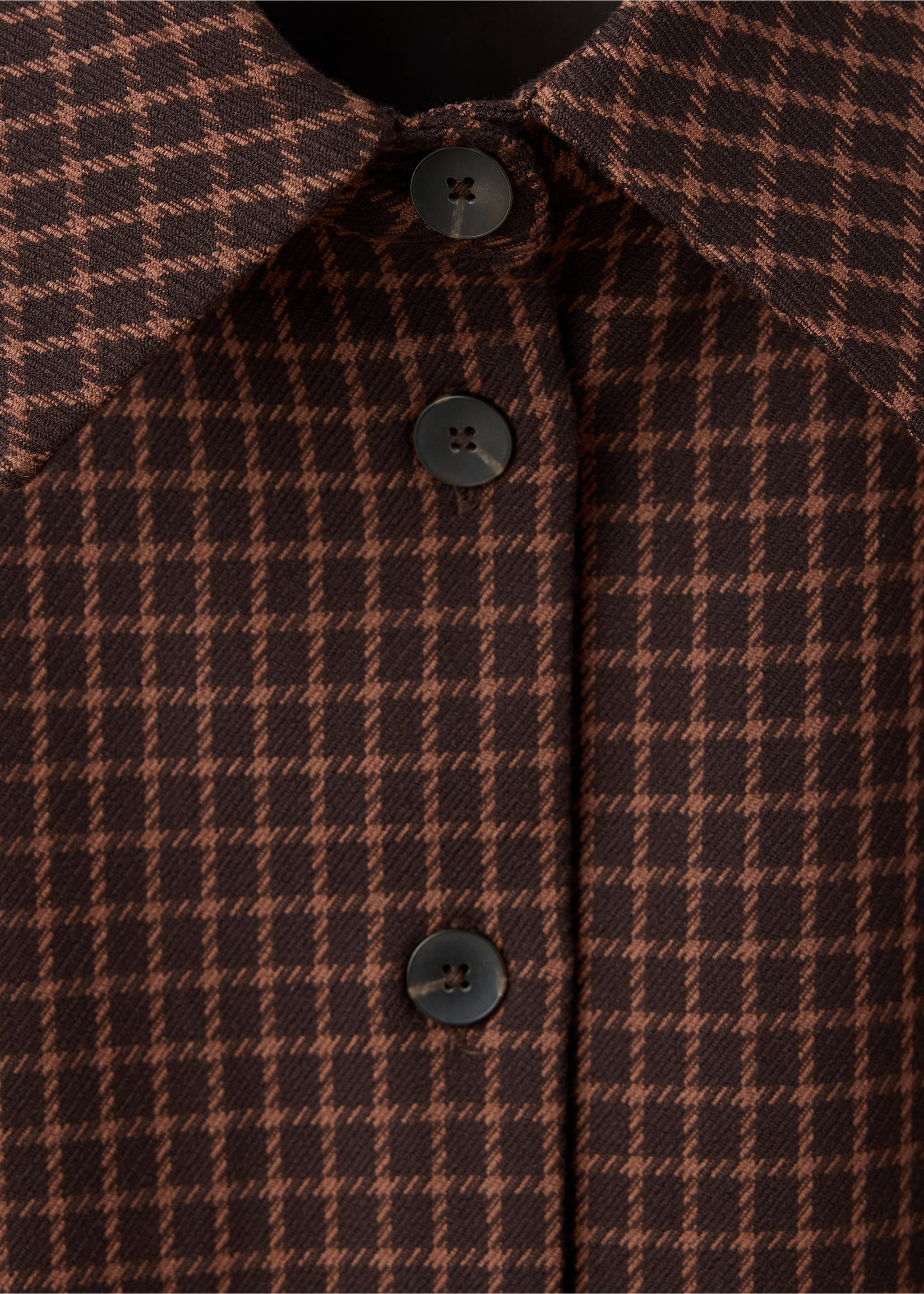 Fitted houndstooth shirt - Details of the article 8, Brown. Ref: 37066002-00.