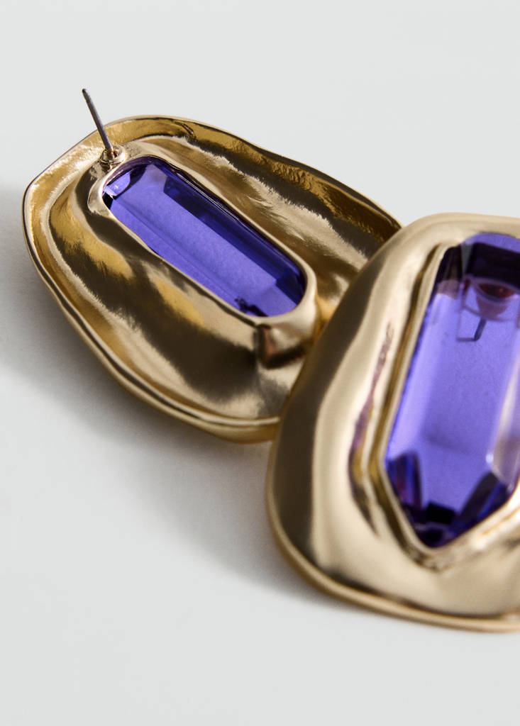 Volume relief earrings — Gold