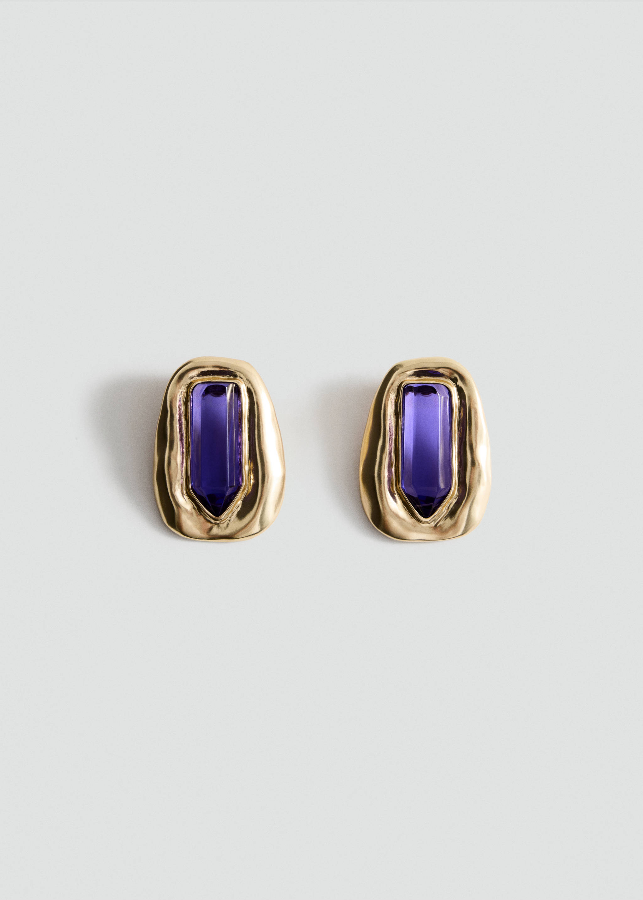 Volume relief earrings - Article without model, Gold. Ref: 37066005-00.