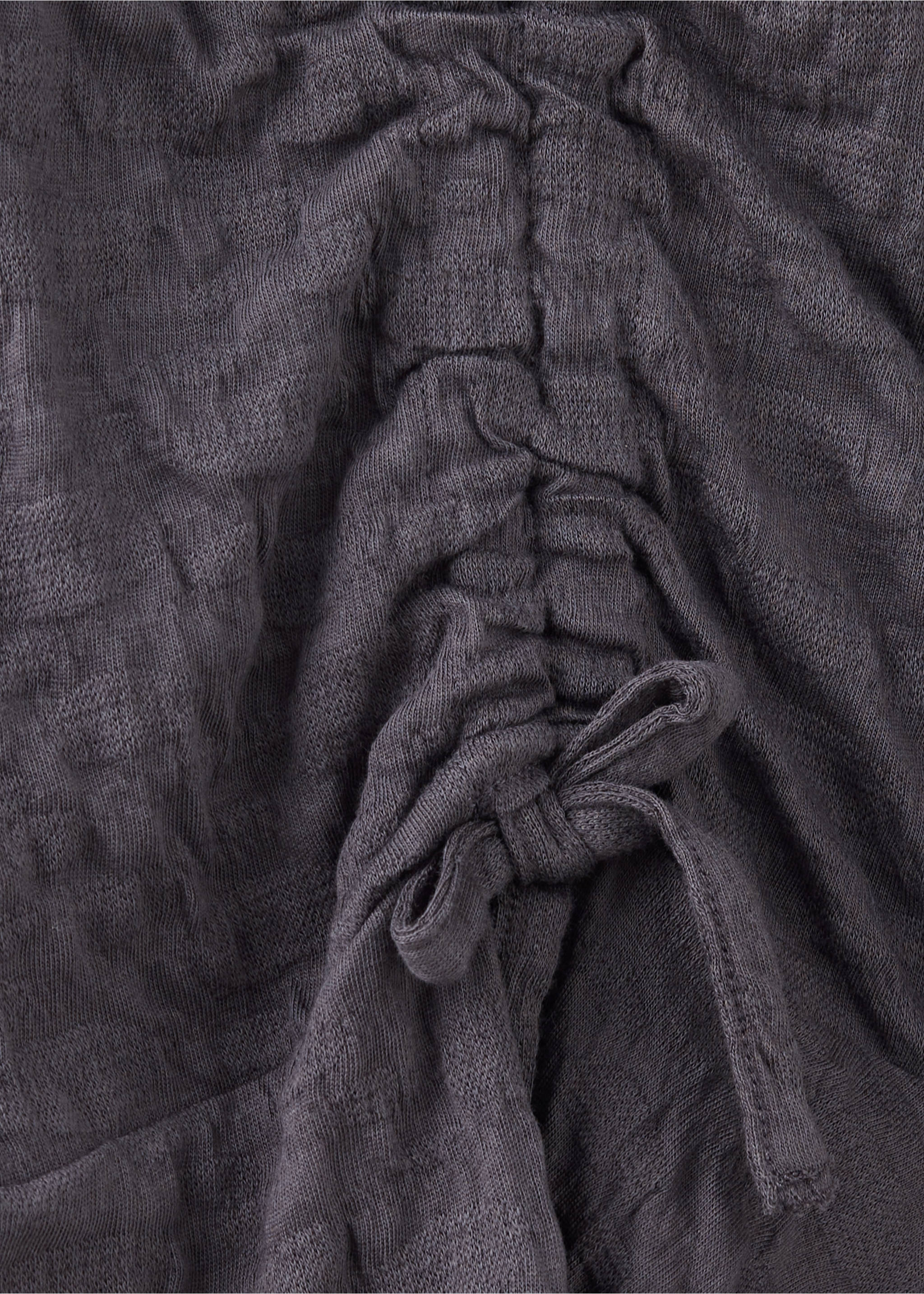Textured ruched side dress - Details of the article 0, Charcoal. Ref: 37066007-00.