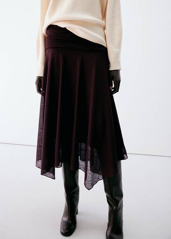Skirt with gathers and an asymmetrical hemline — Burgundy