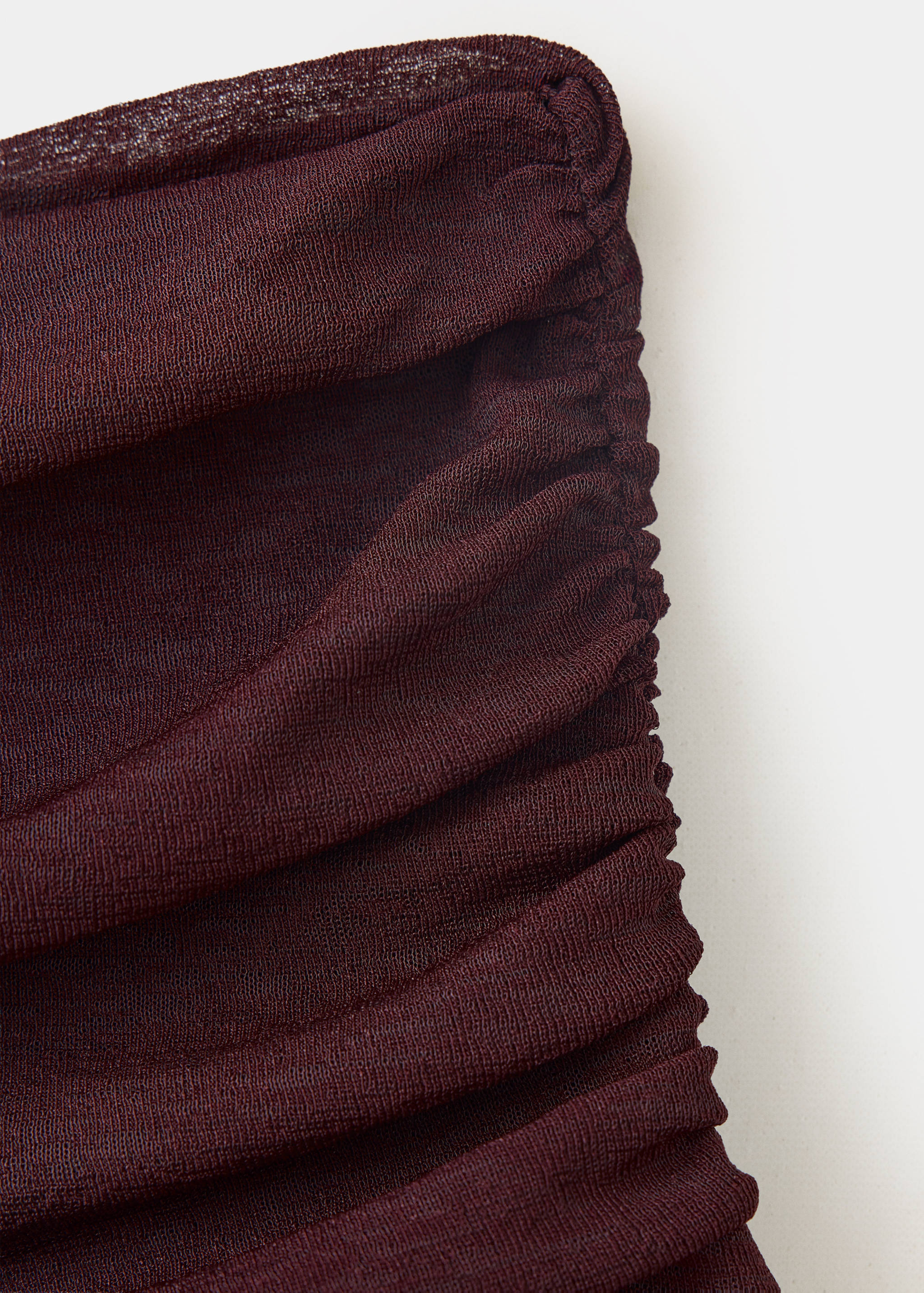 Skirt with gathers and an asymmetrical hemline - Details of the article 8