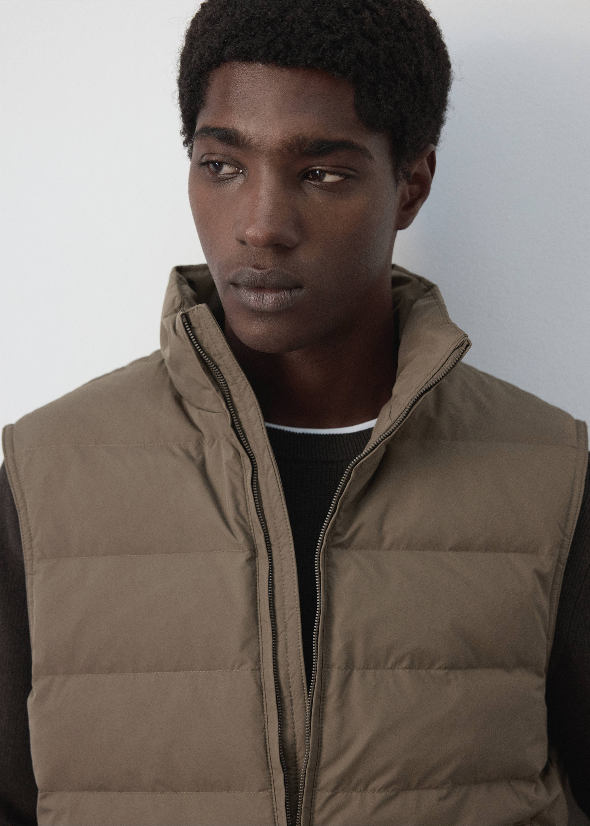 Water-repellent down quilted vest - Details of the article 1, Medium Brown. Ref: 37066321-00.