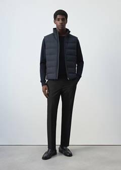 Water-repellent padded gilet, 80% down — Night Blue 2
