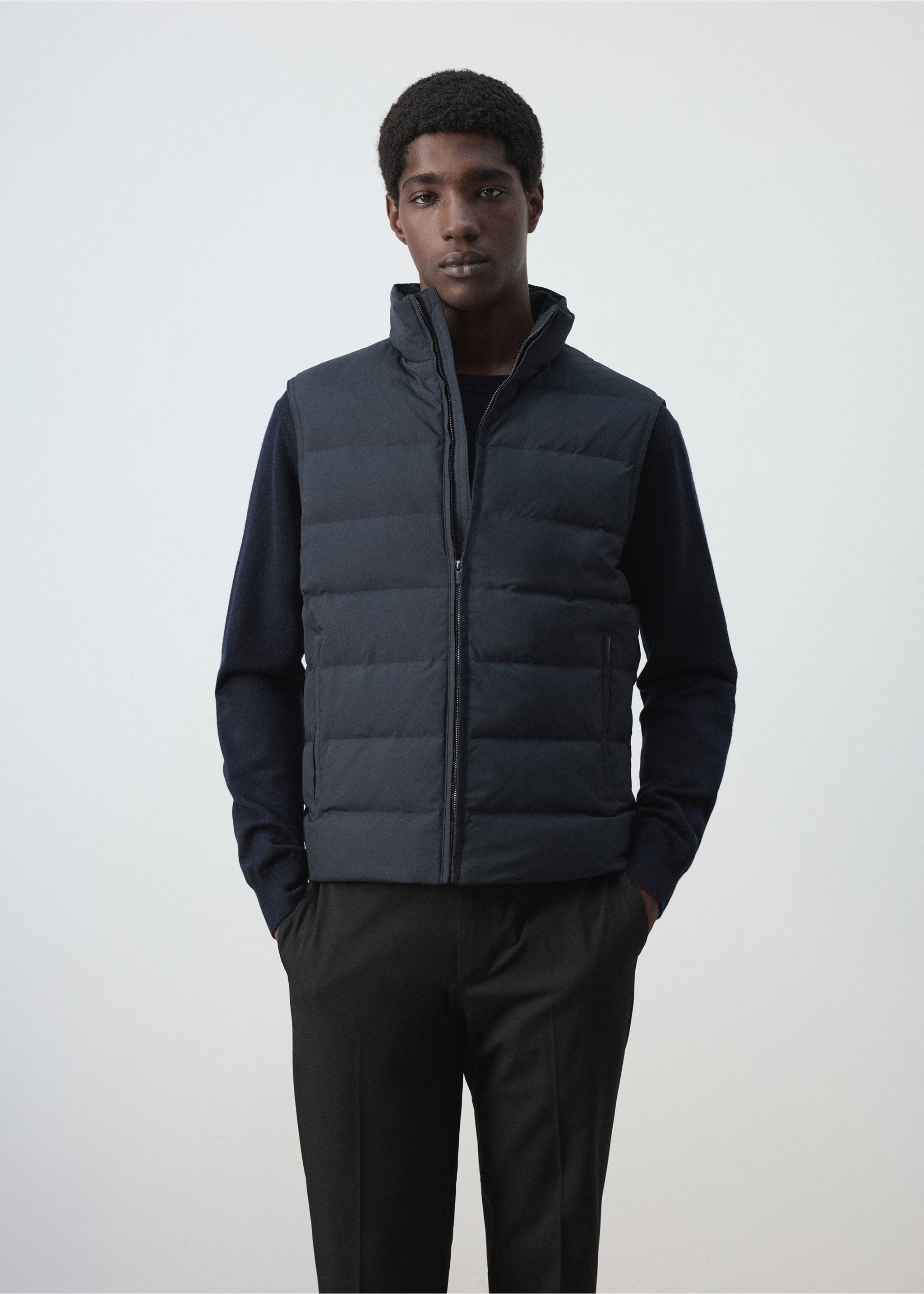 Water-repellent down quilted vest - Medium plane, Night Blue. Ref: 37066321-00.