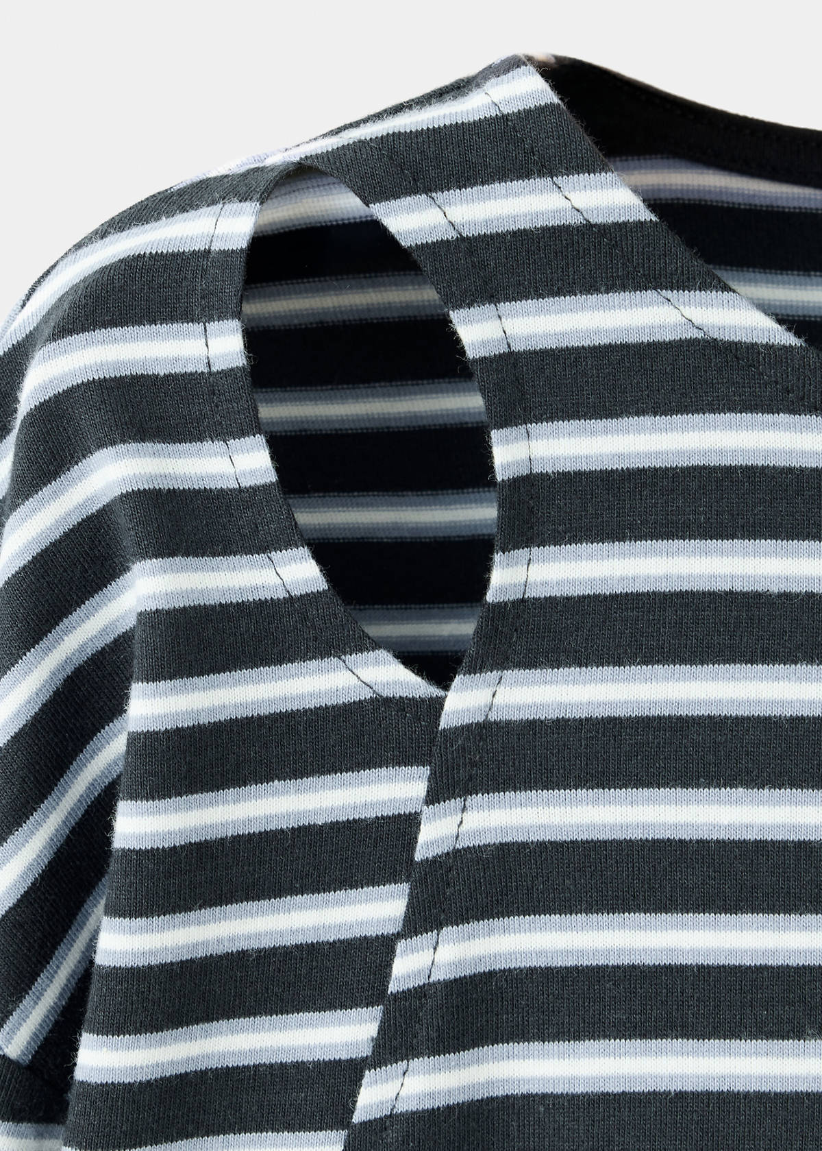 Striped cut-out T-shirt — Navy