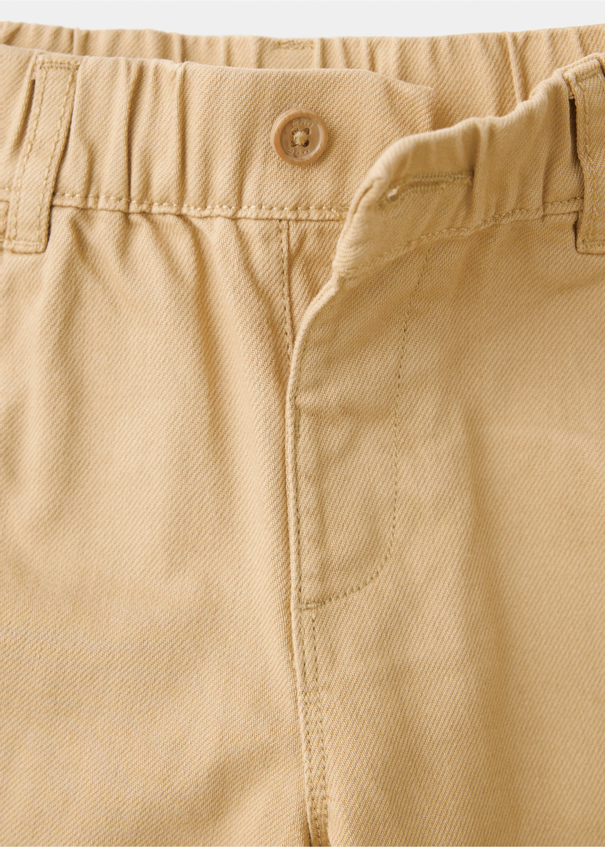 Straight-fit trousers with elastic waist - Details of the article 8, Medium Brown. Ref: 37066342-00.