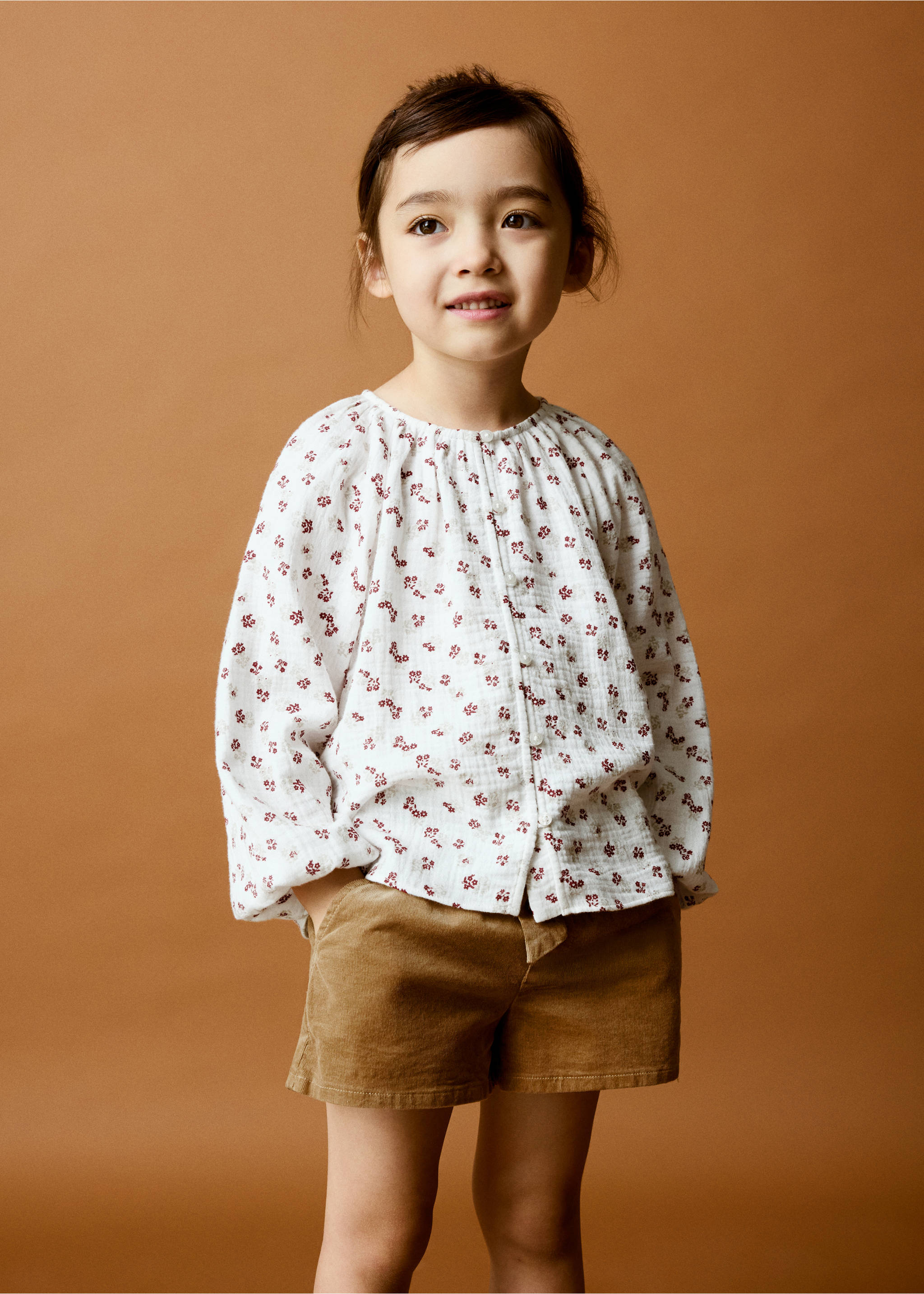 Blusa estampado floral - Plano medio, Blanco roto. Ref: 37066345-00.