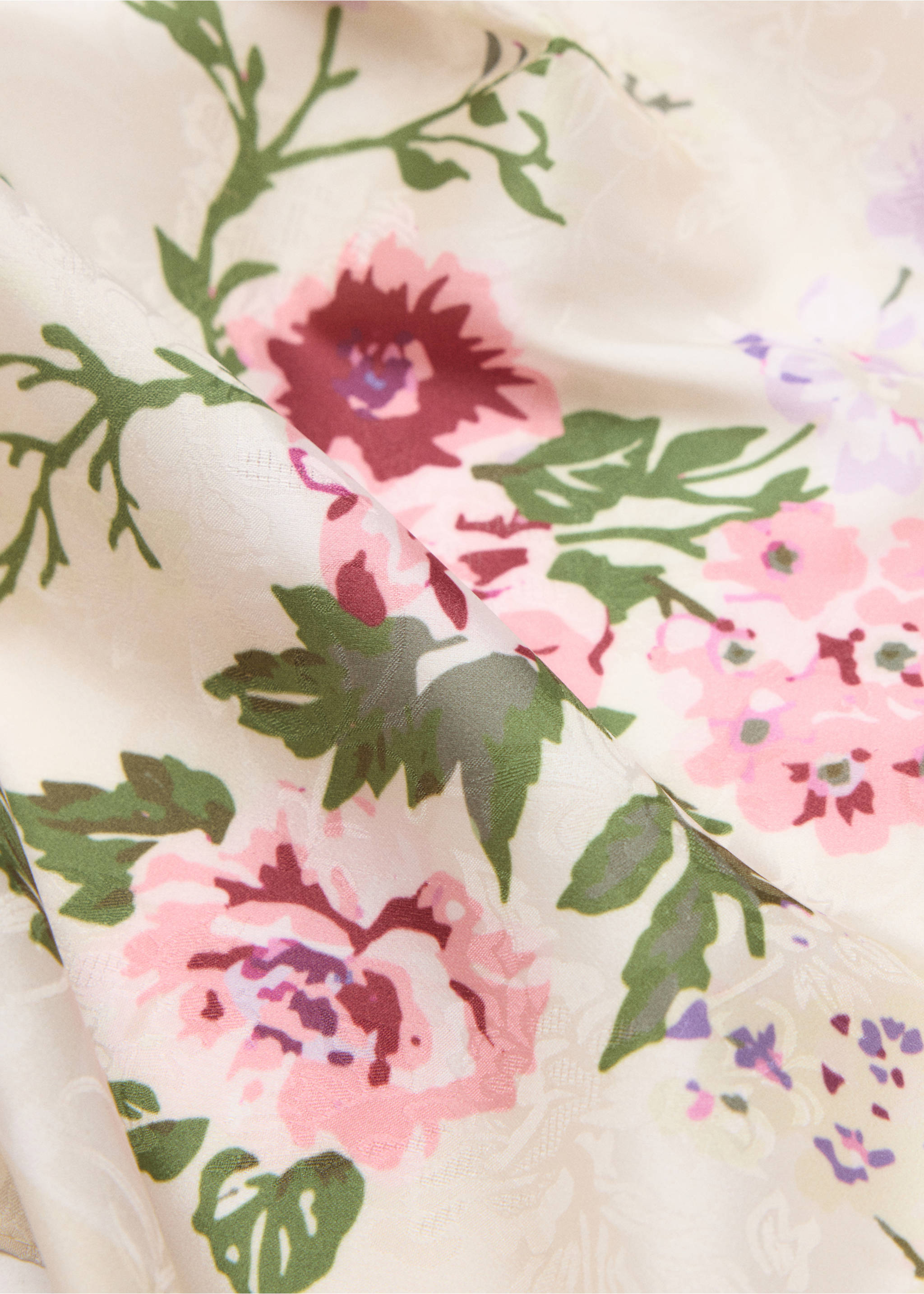 Mocador setinat estampat floral - Pla mig, Cru. Ref: 37066346-00.