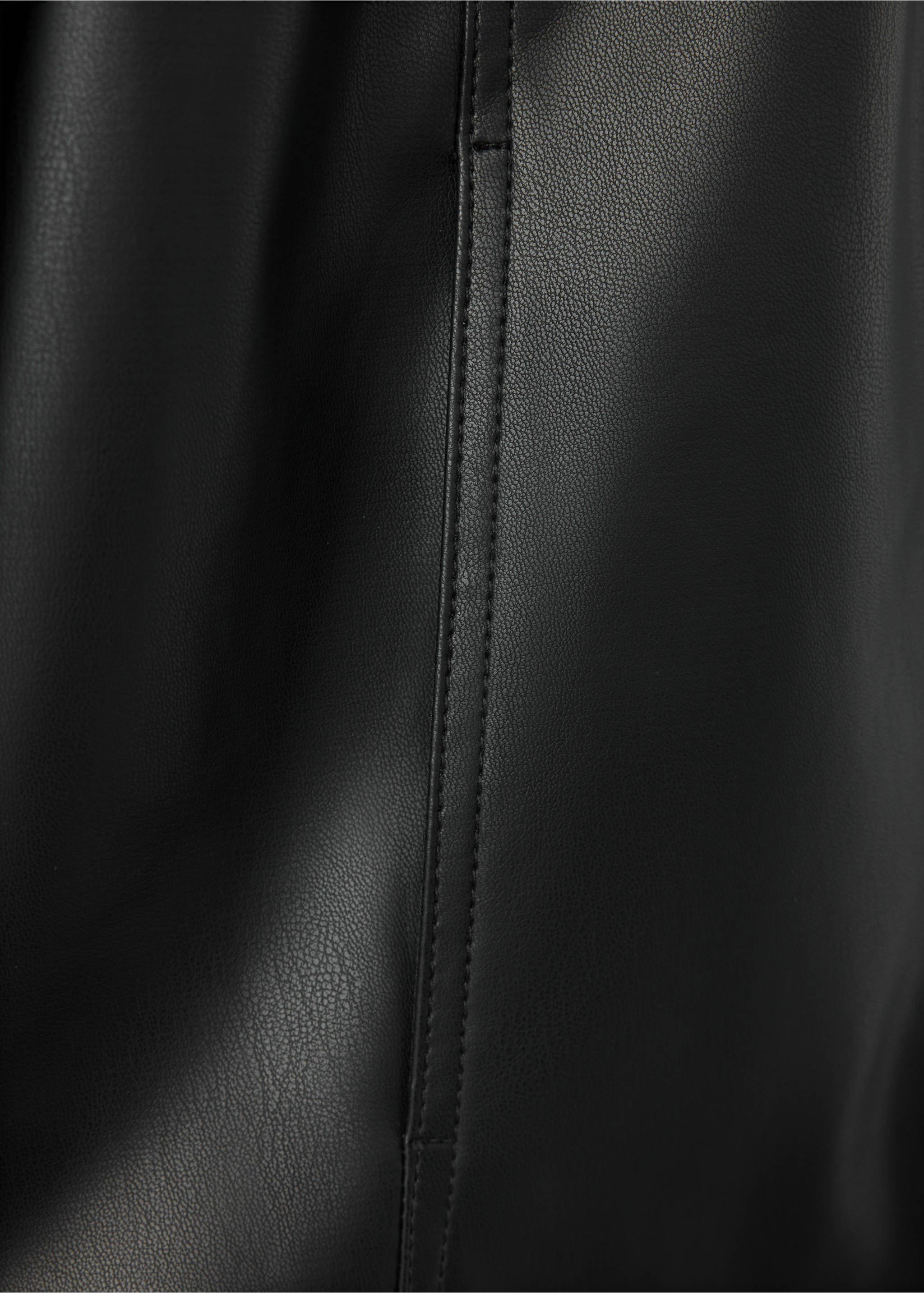 Jaqueta efecte pell cremallera - Detall de l'article 0, Negre. Ref: 37066347-00.