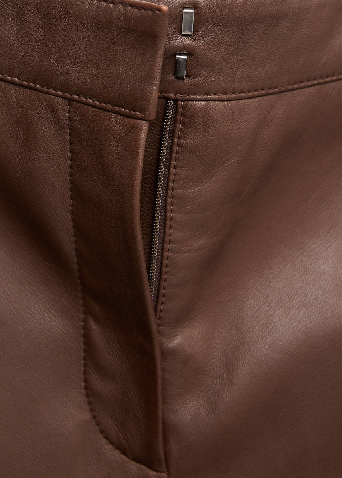 Flared leather trousers — Brown