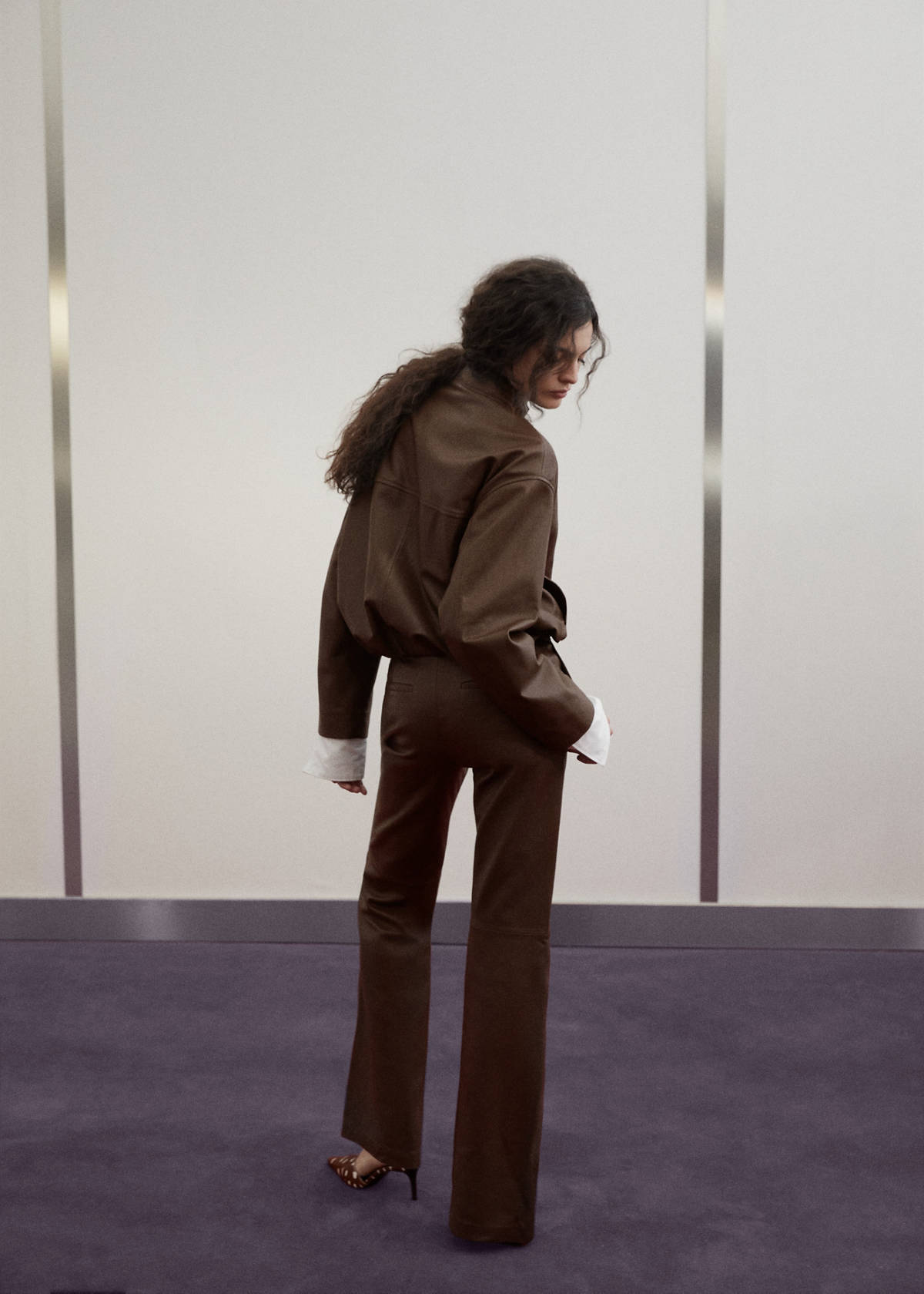 Flared leather trousers — Brown