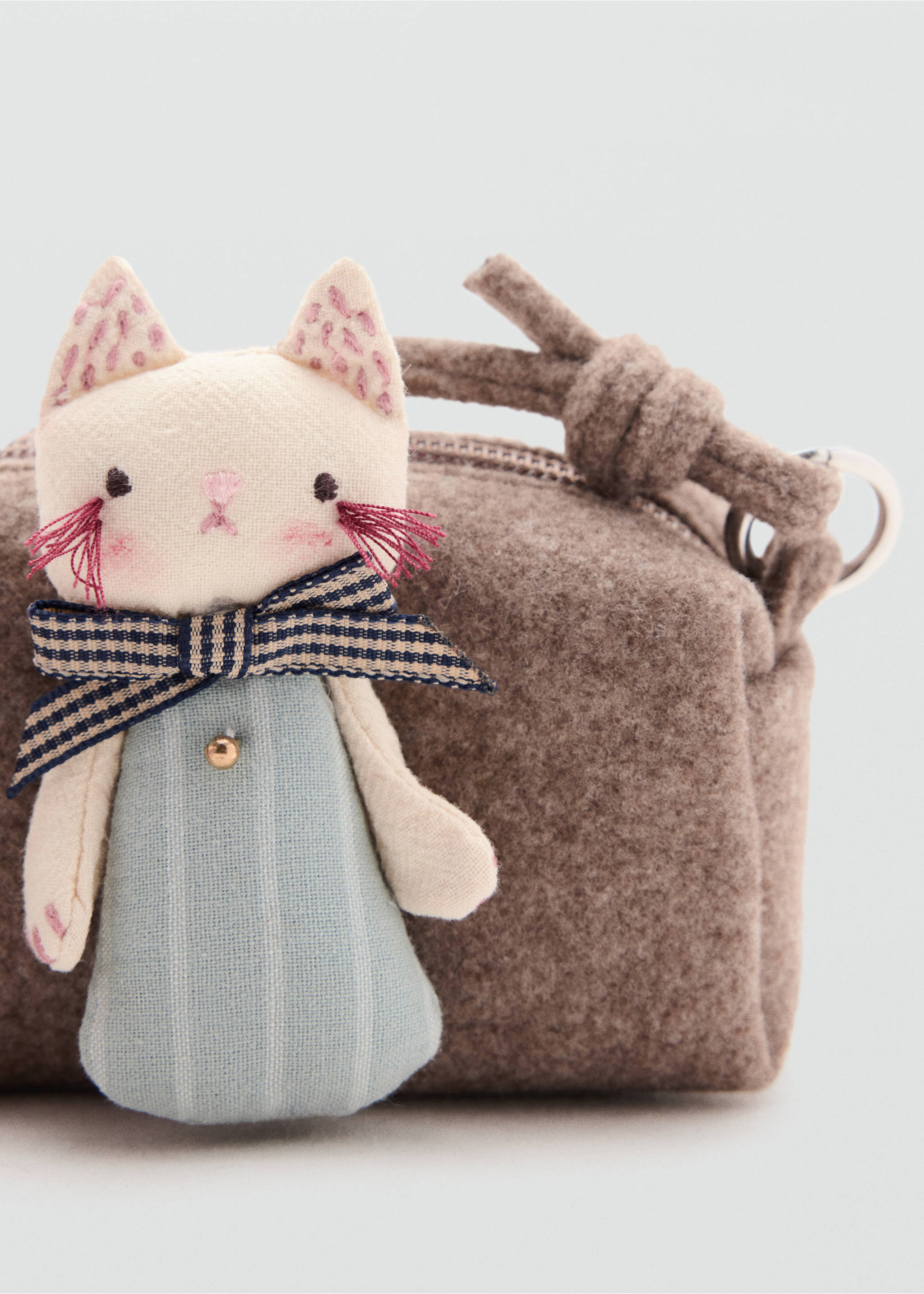 Bag catty - Details of the article 1, Medium Brown. Ref: 37066358-00.