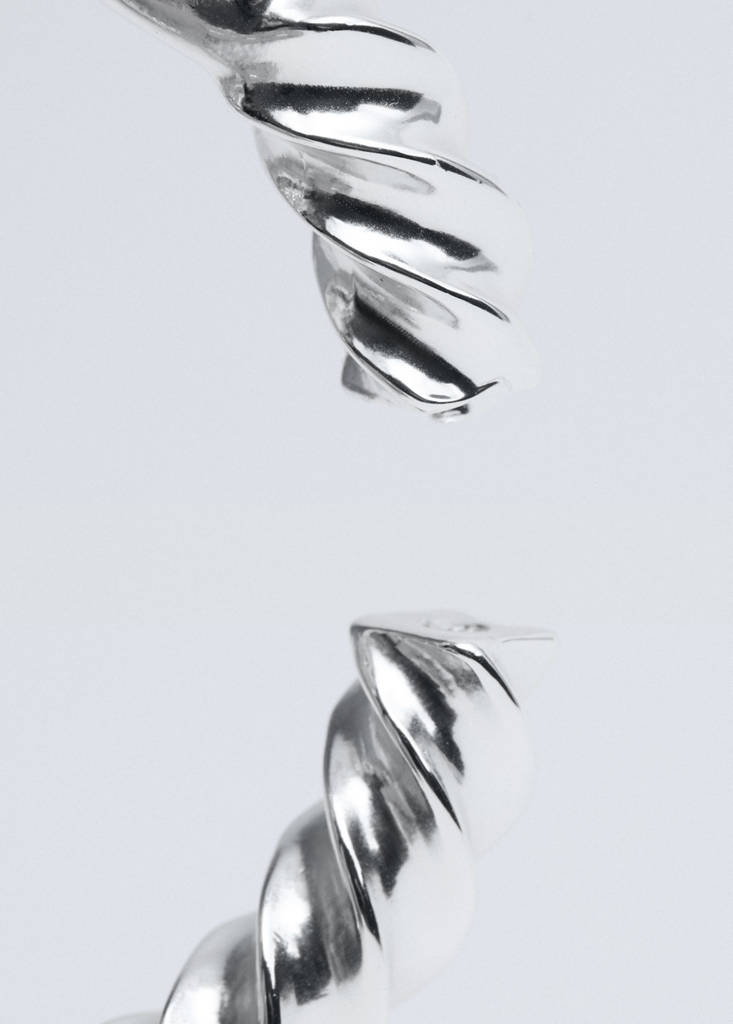 Rigid knot bangle - thumbnail 5