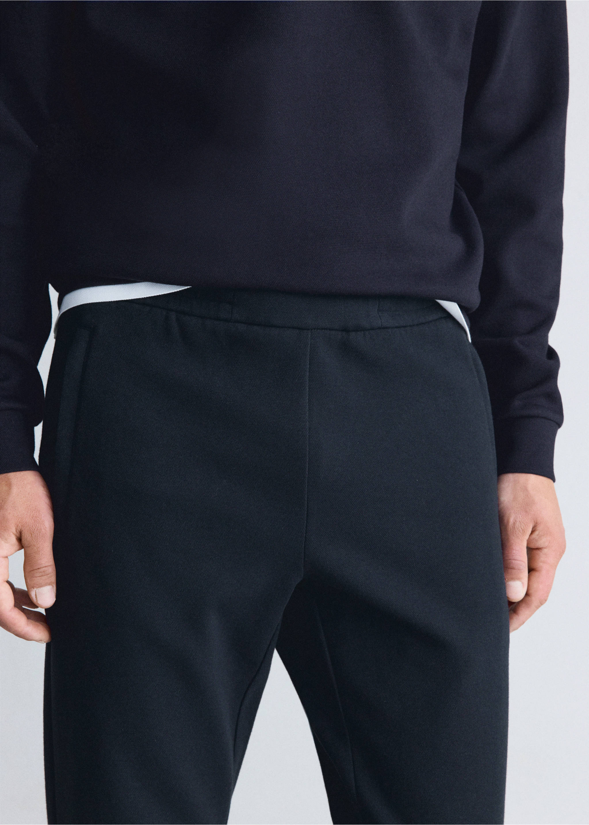 Thermolite® elasticated-waist joggers - Details of the article 1, Navy. Ref: 37066727-00.