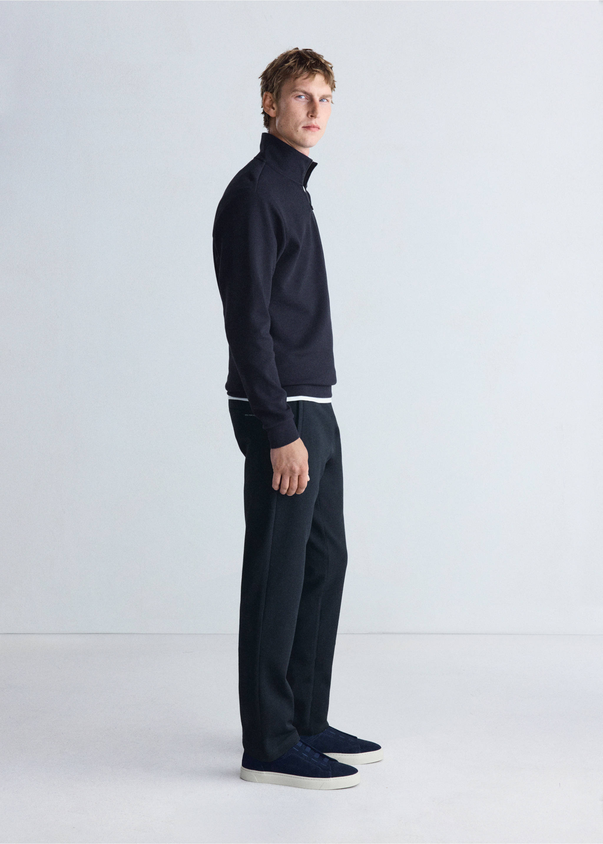Thermolite® elasticated-waist joggers - Details of the article 2, Navy. Ref: 37066727-00.