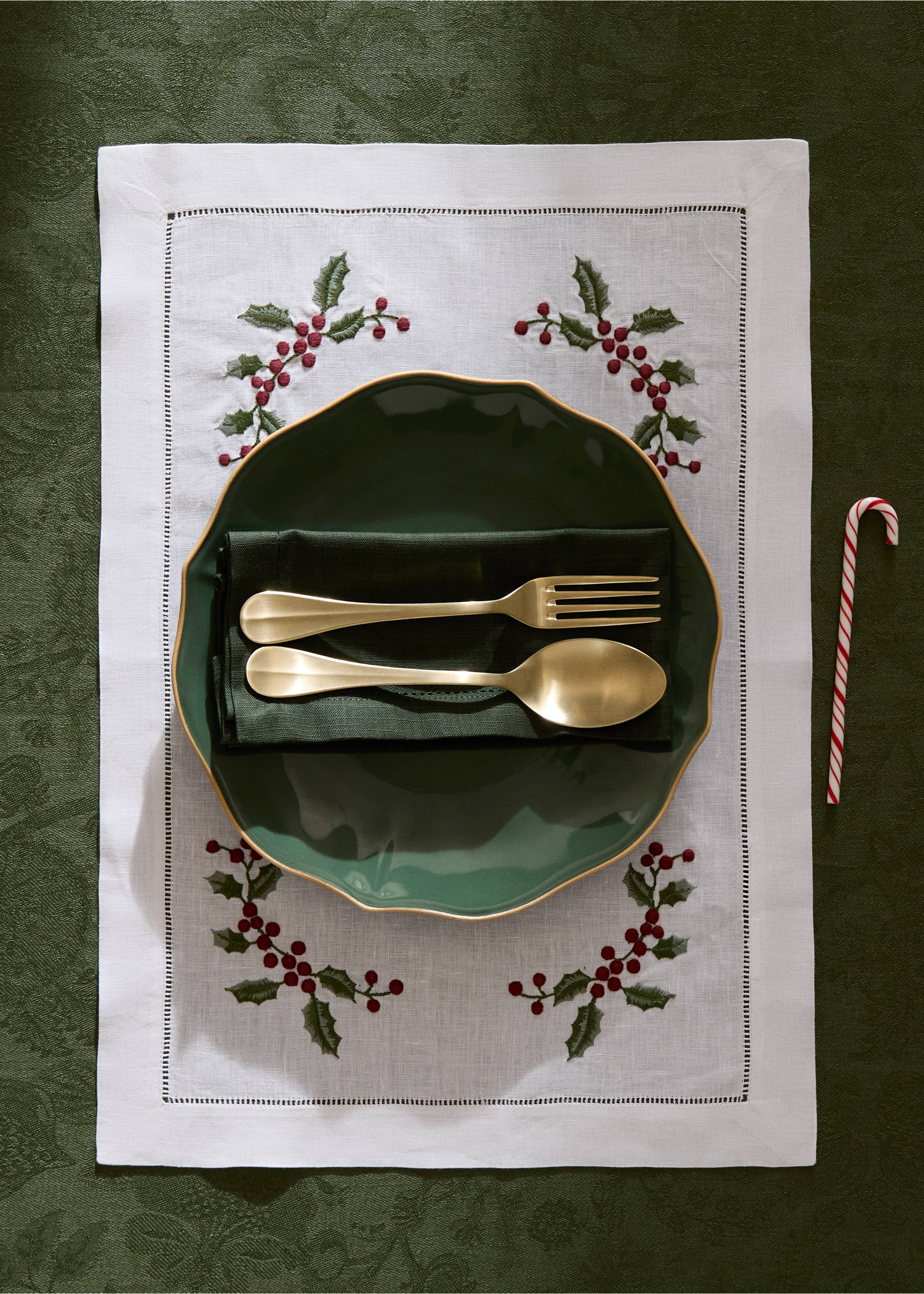 Bordstablett i linne med broderat julmotiv - Allmän bild, Benvit. Ref: 37066731-00.