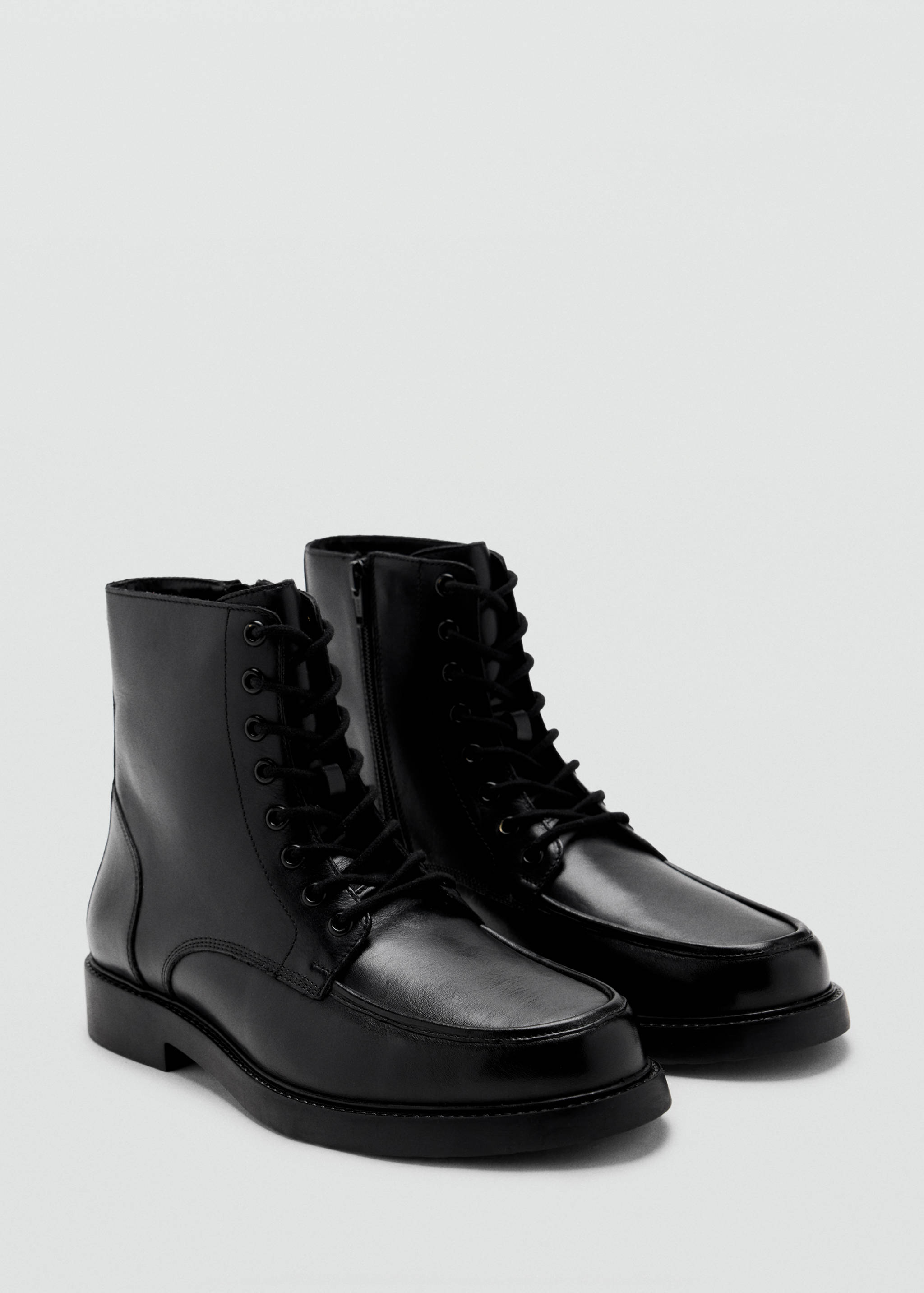 Lace-up leather ankle boots - Medium plane