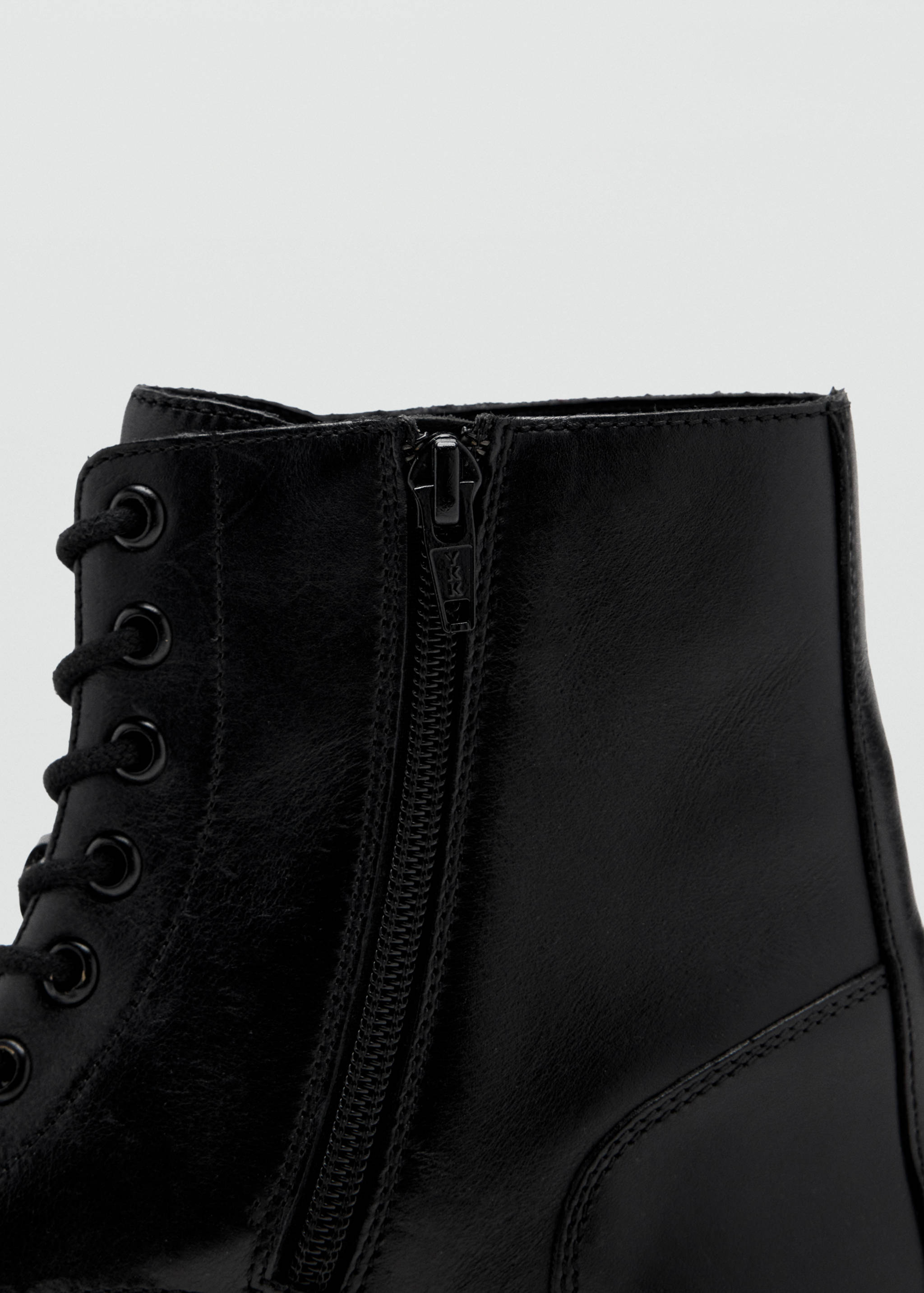 Lace-up leather ankle boots - Details of the article 3