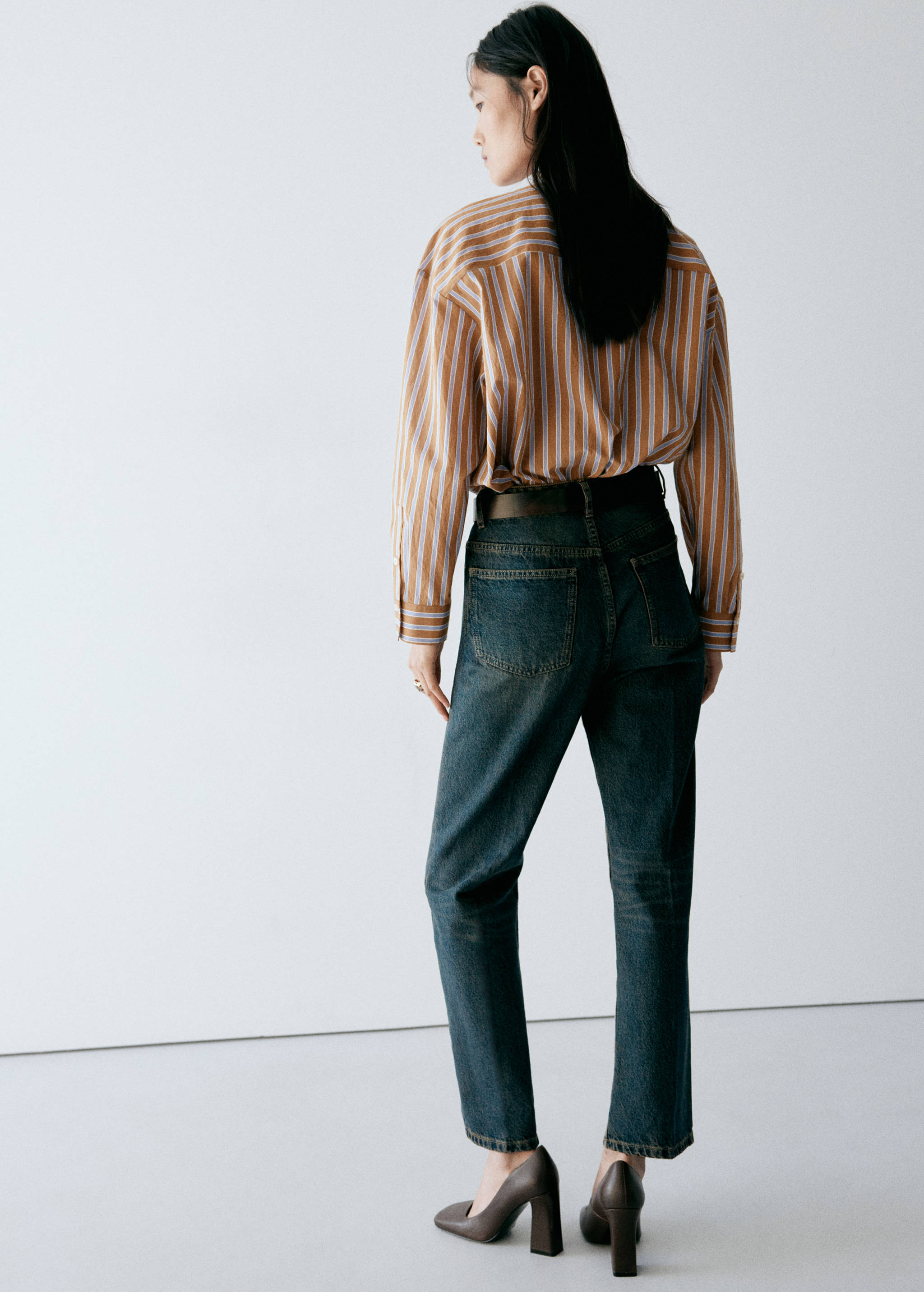 Striped bow blouse - Reverse of the article