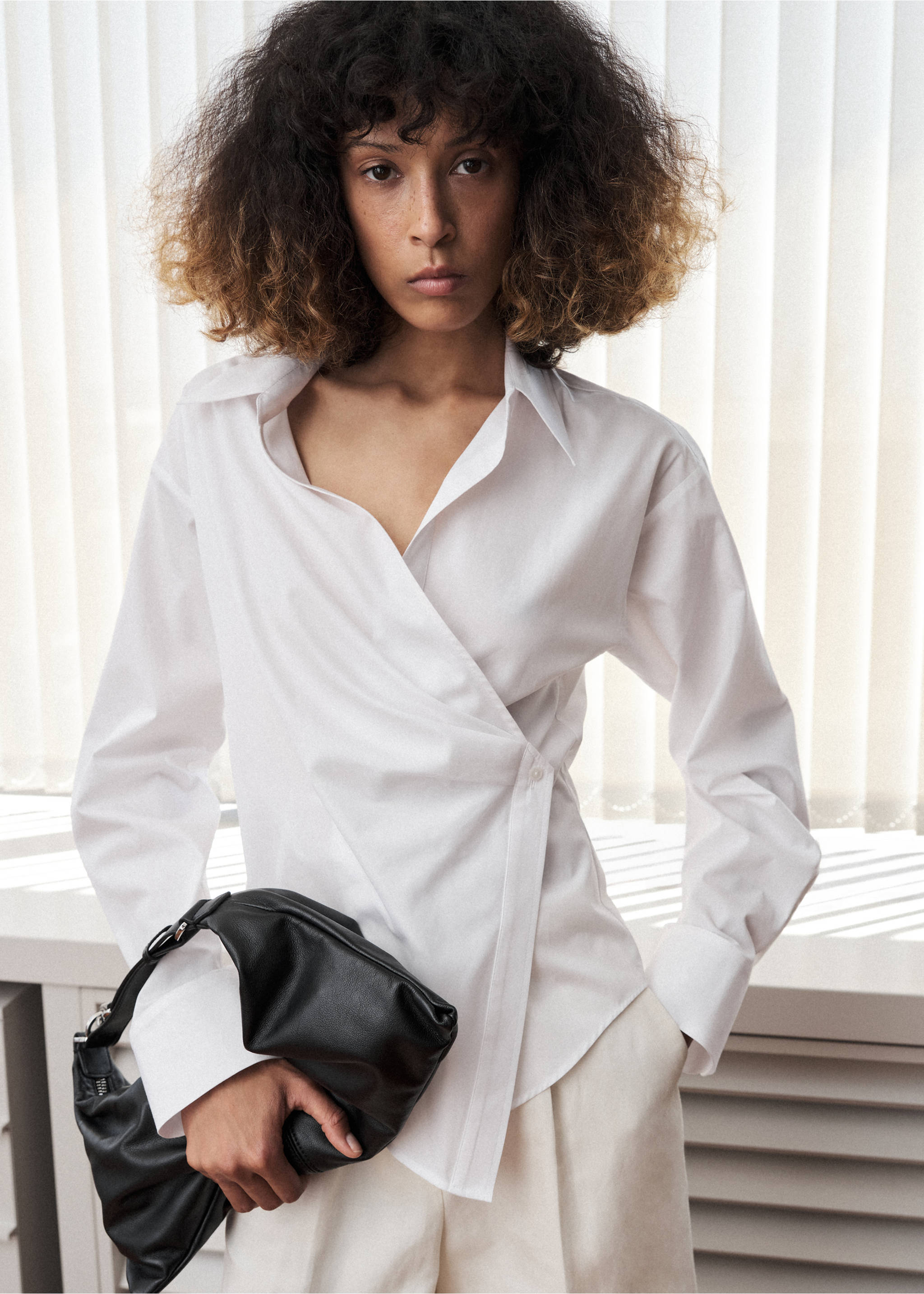 Wrap-over cotton blouse - Medium plane, Off White. Ref: 37066749-00.