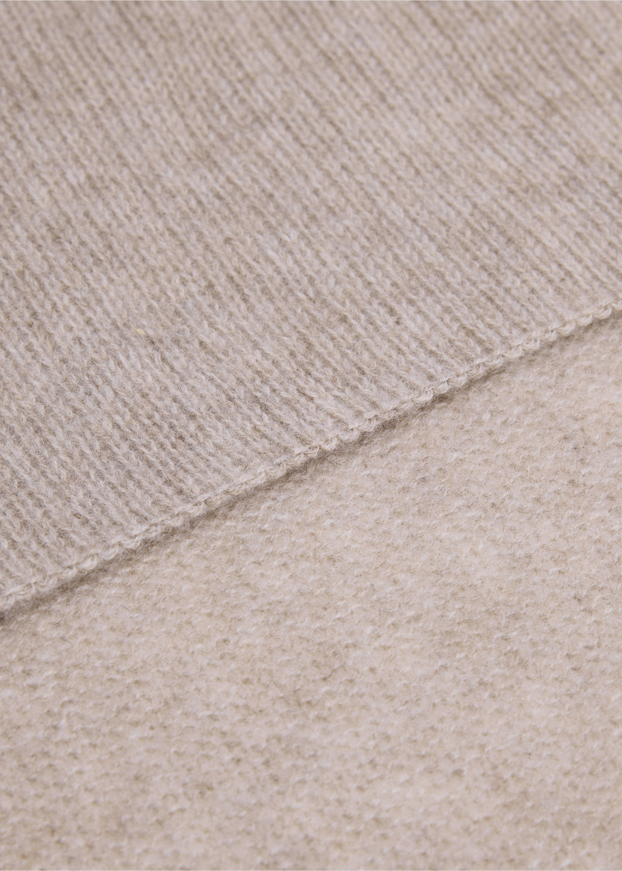 Écharpe perla - Plan moyen, Beige. Ref: 37067115-00.