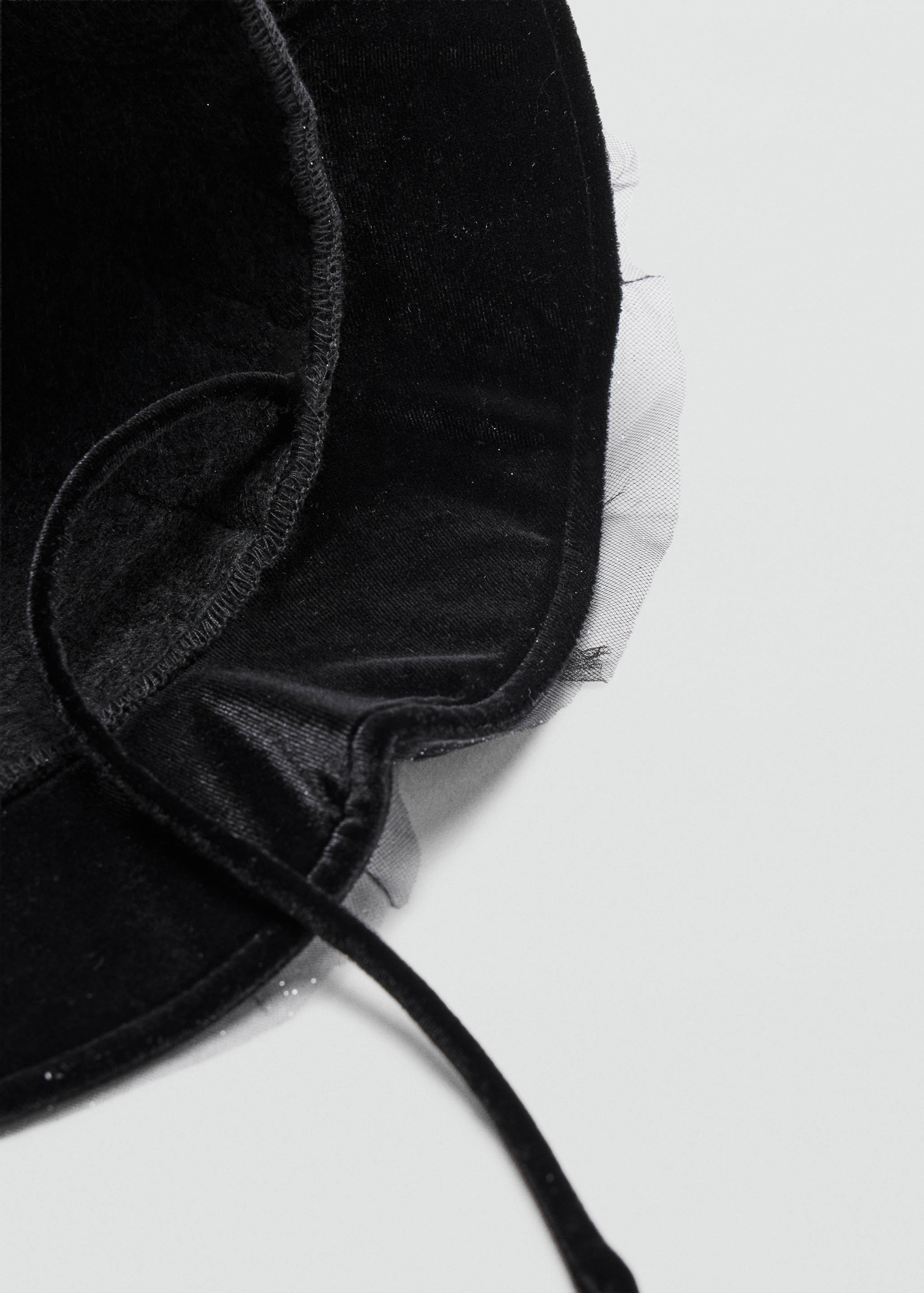 Witch hat with tulle stars - Details of the article 2