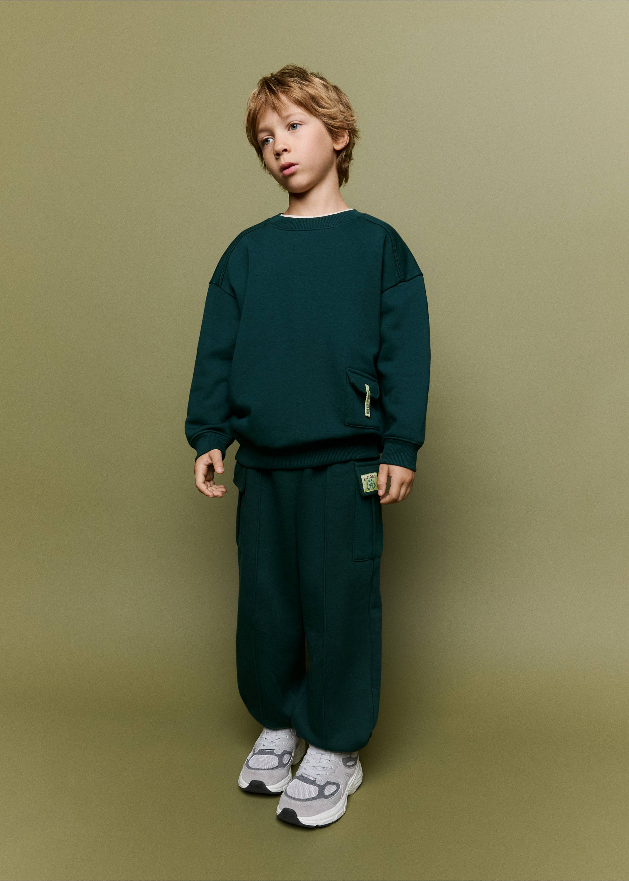 Pocket cotton sweatshirt - General plane, Dark Green. Ref: 37067129-00.