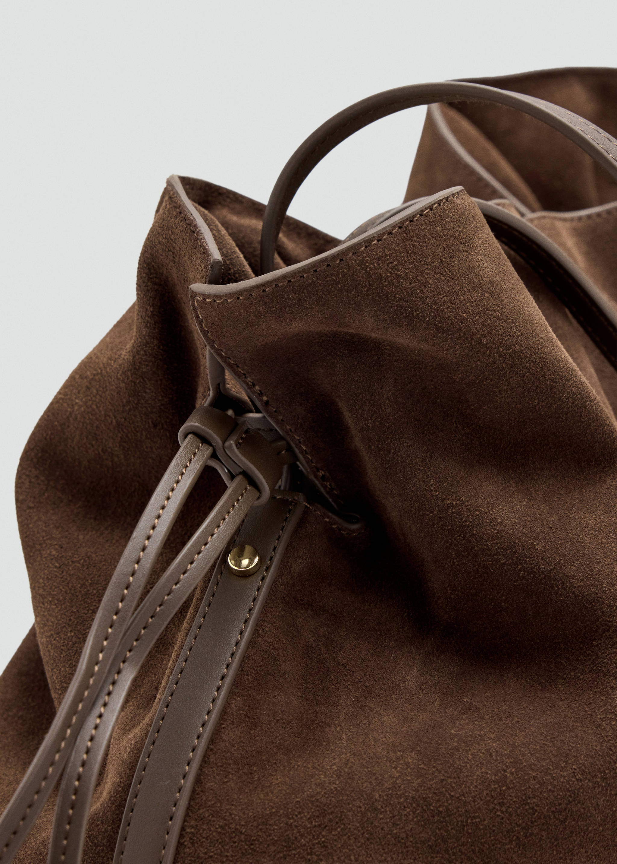 Suede drawstring bag - Details of the article 2