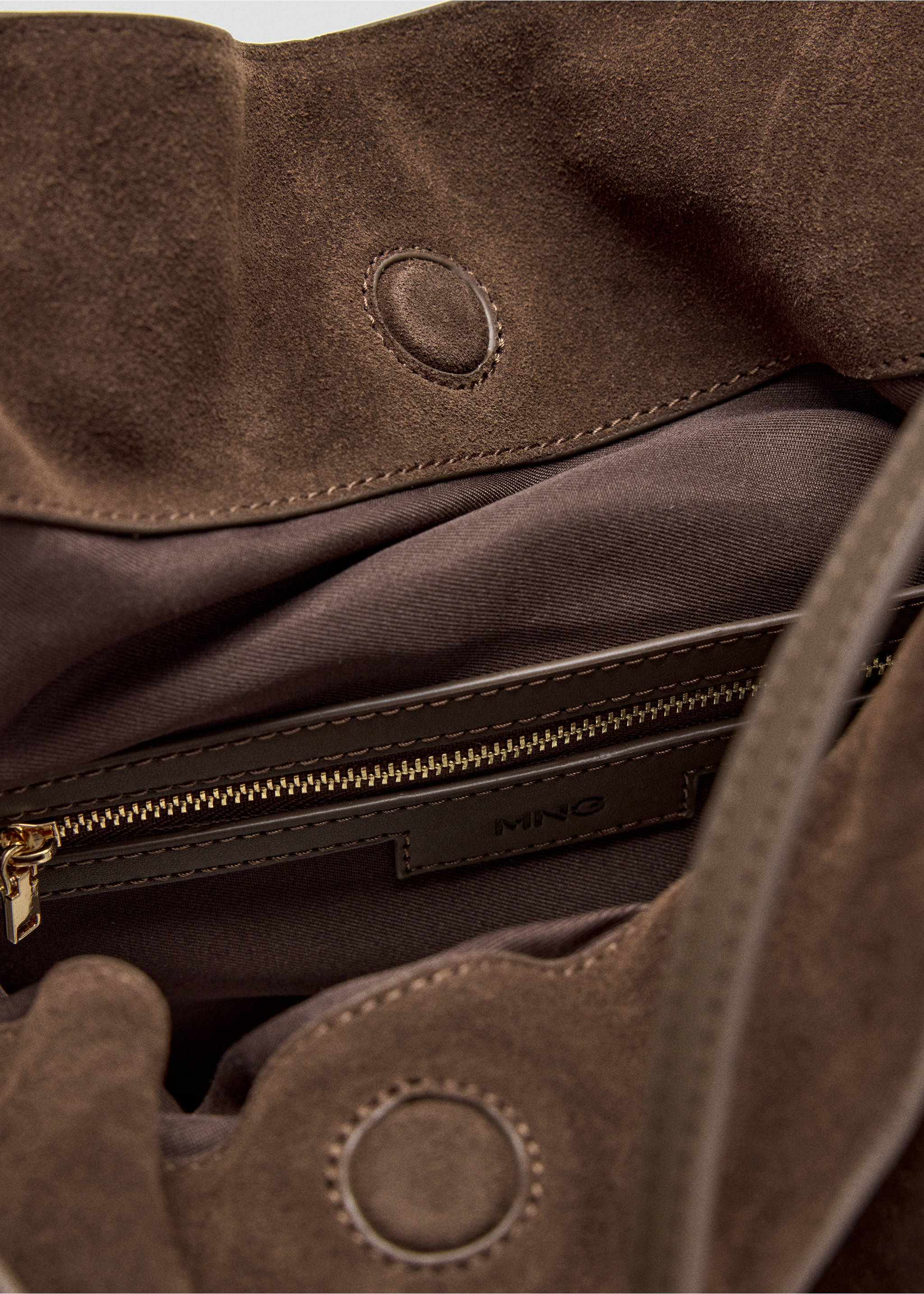 Suede drawstring bag - Details of the article 3, Chocolate. Ref: 37067132-00.