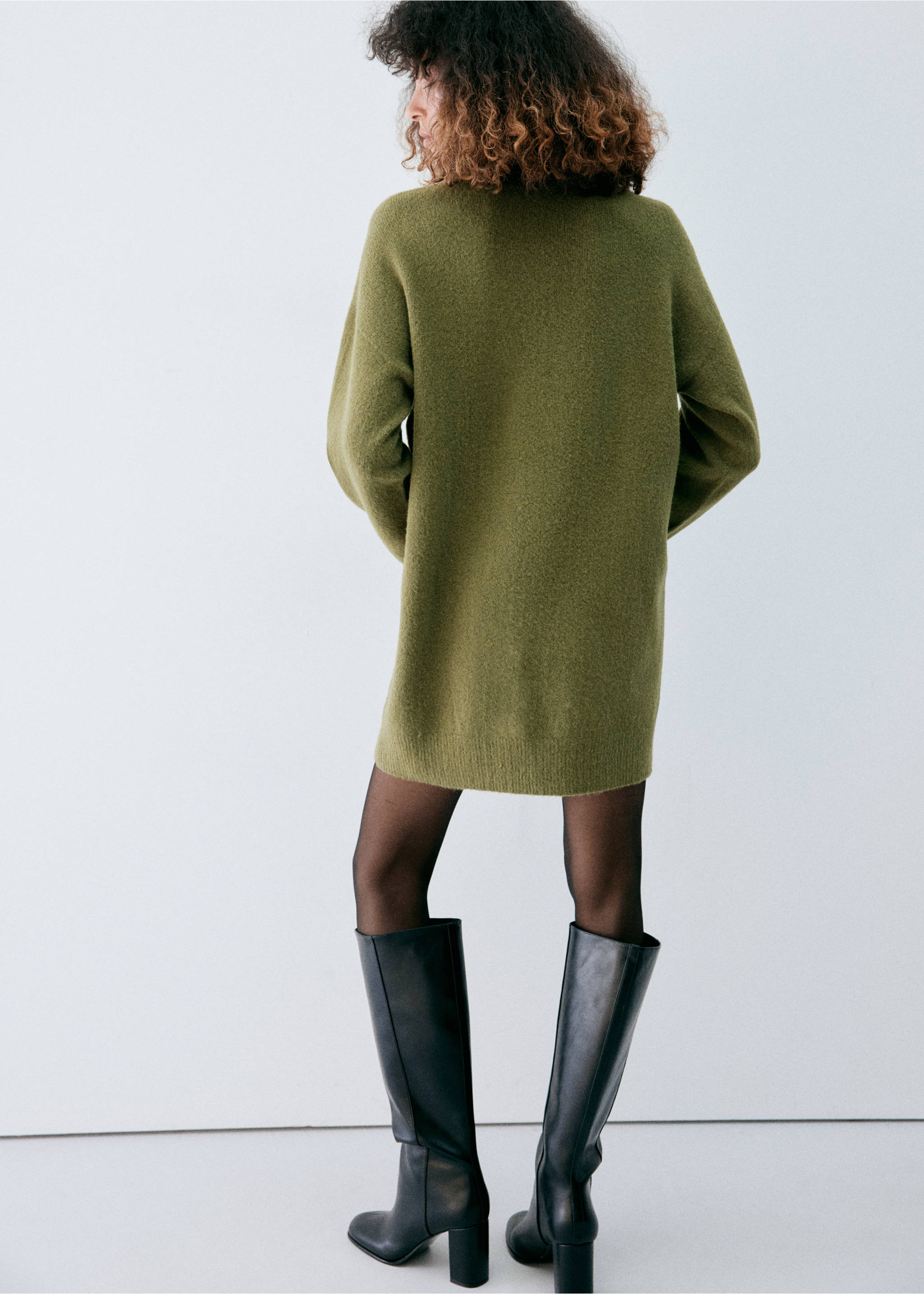 Long-sleeved knit dress - Reverse of the article, Forest Green. Ref: 37067774-00.