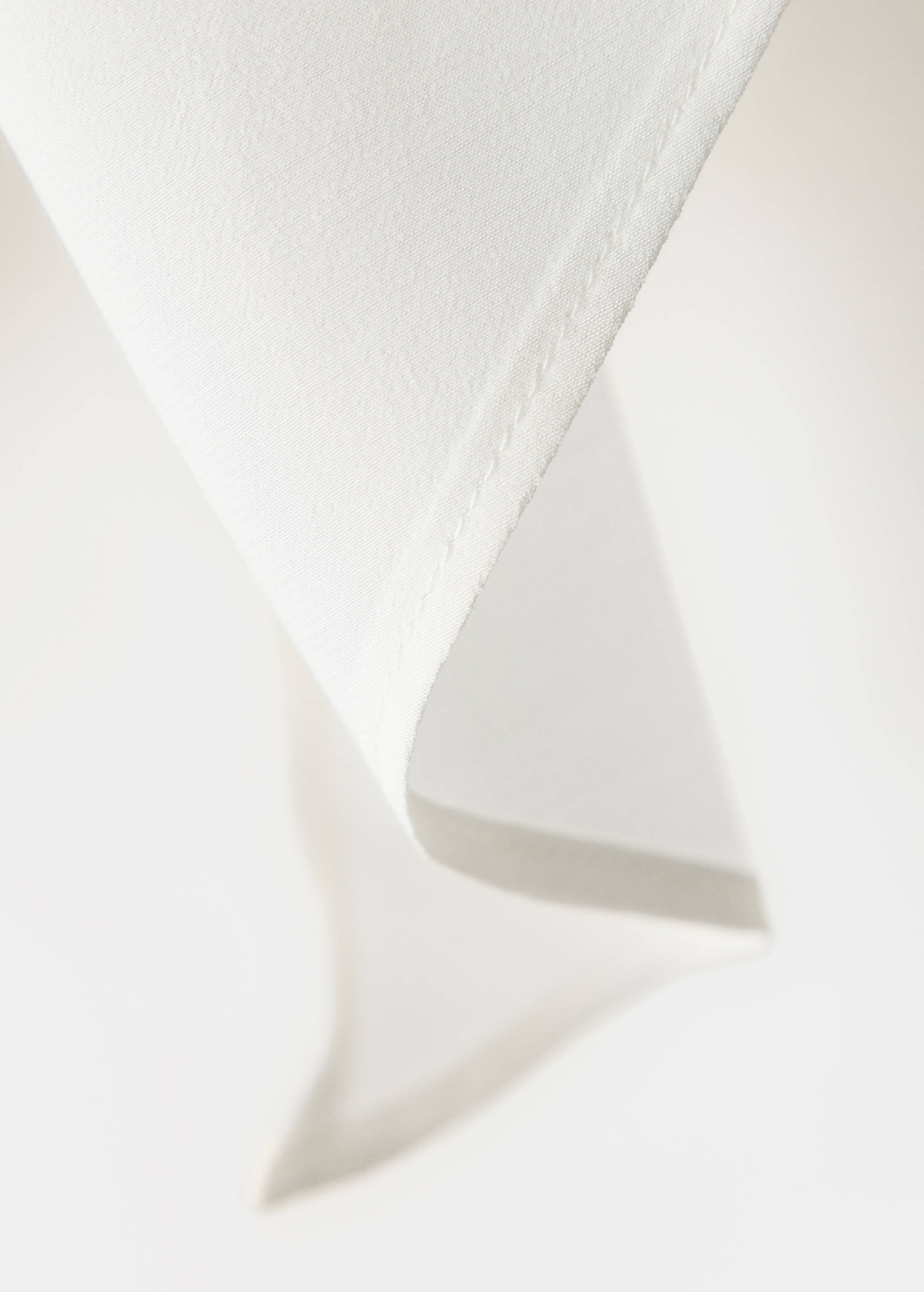 Blouse à col noué - Détail de l'article 0