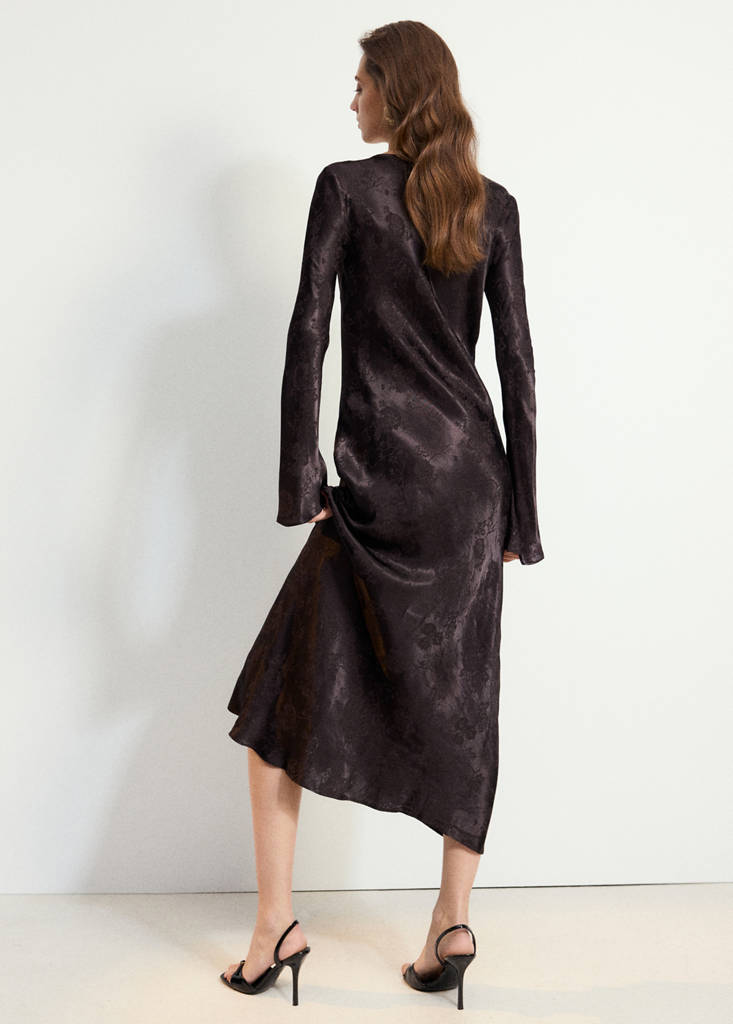 Jacquard dress with flared sleeves thumbnail 3