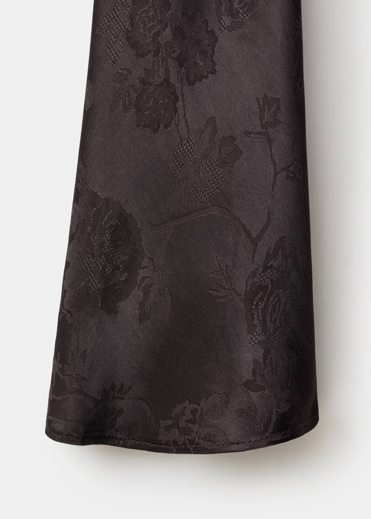 Jacquard dress with flared sleeves thumbnail 5