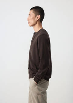 100% wool fine-knit cardigan — Chocolate 5