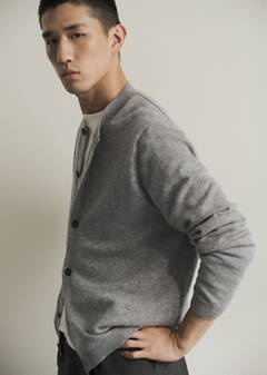 100% wool fine-knit cardigan — Medium Heather Grey 7