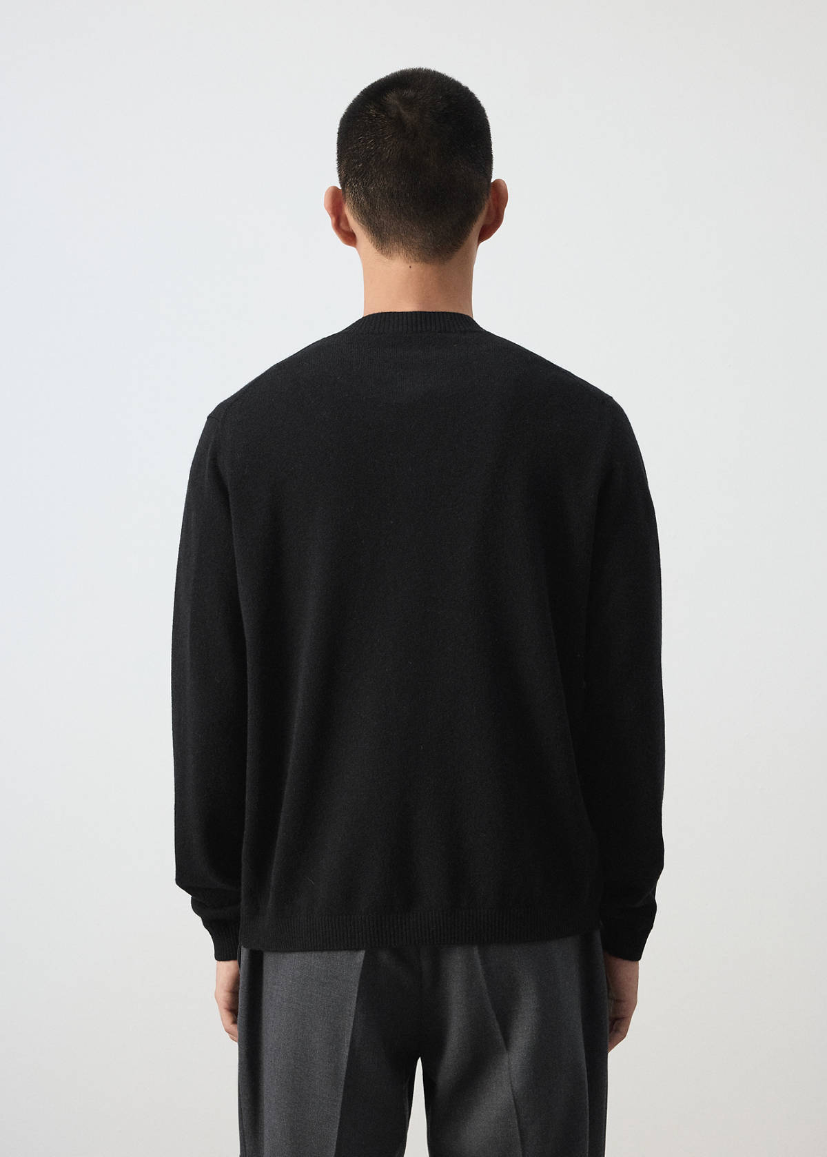 100% wool fine-knit cardigan — Black