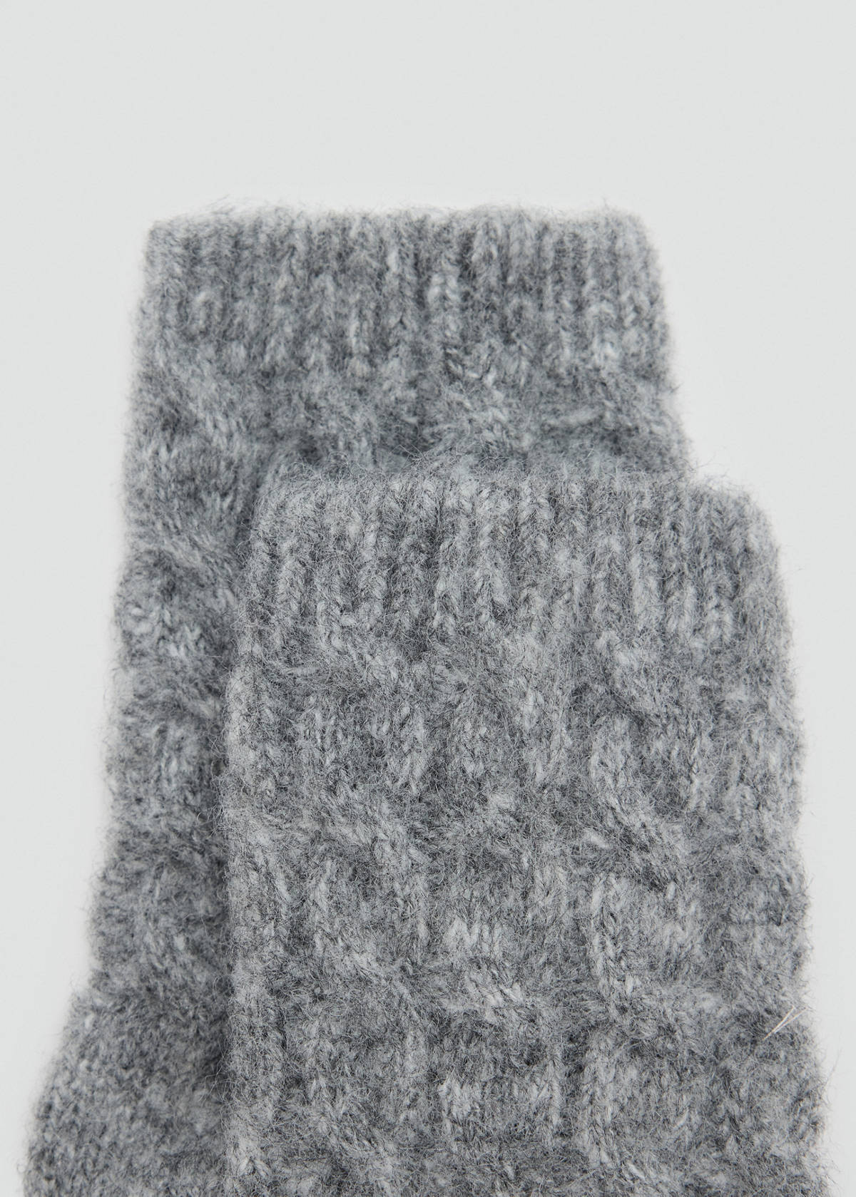 Cable-knit socks — Medium Heather Grey