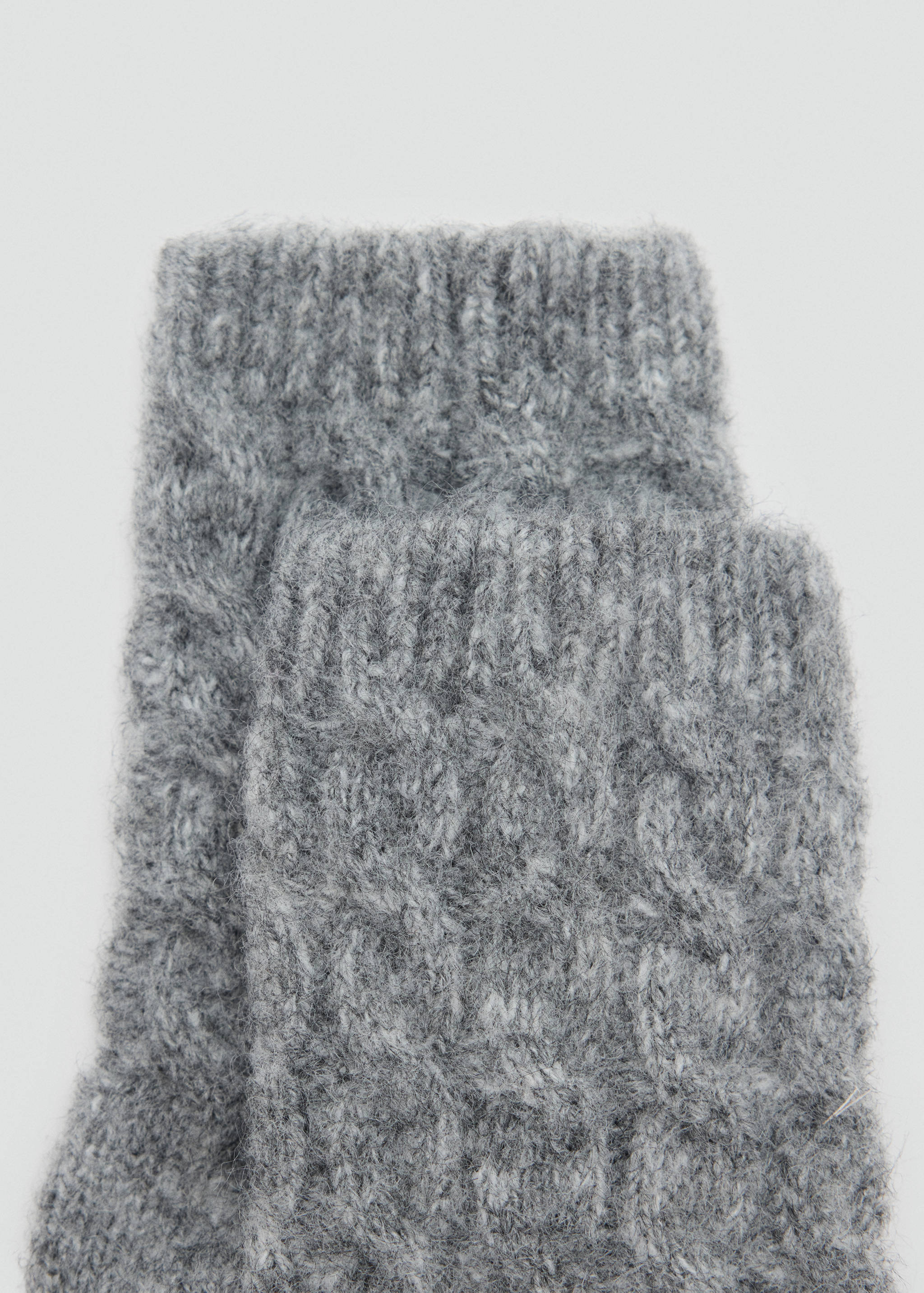 Chaussettes en maille à torsades - Verso de l’article